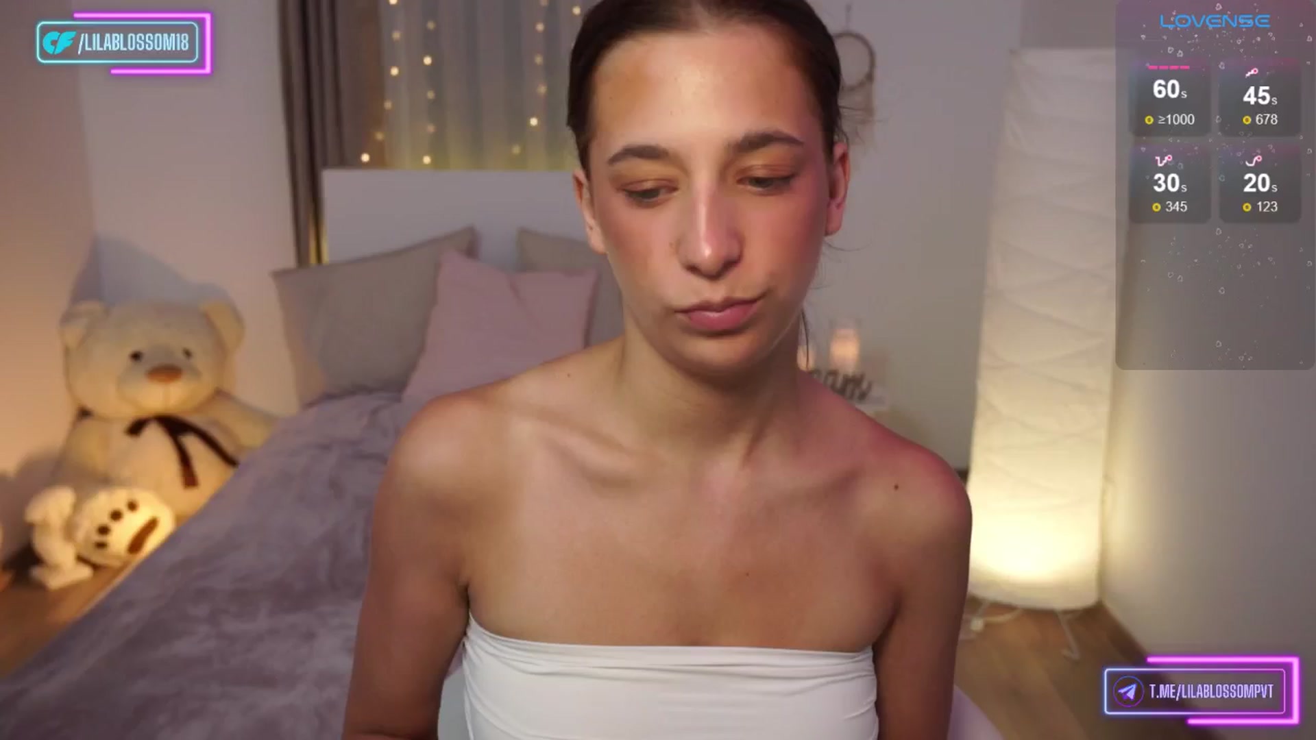 Gallery image thumbnail from LilaBlossom's myfreecams stream on, 06/26/2024, 10:59 image 18 of 20