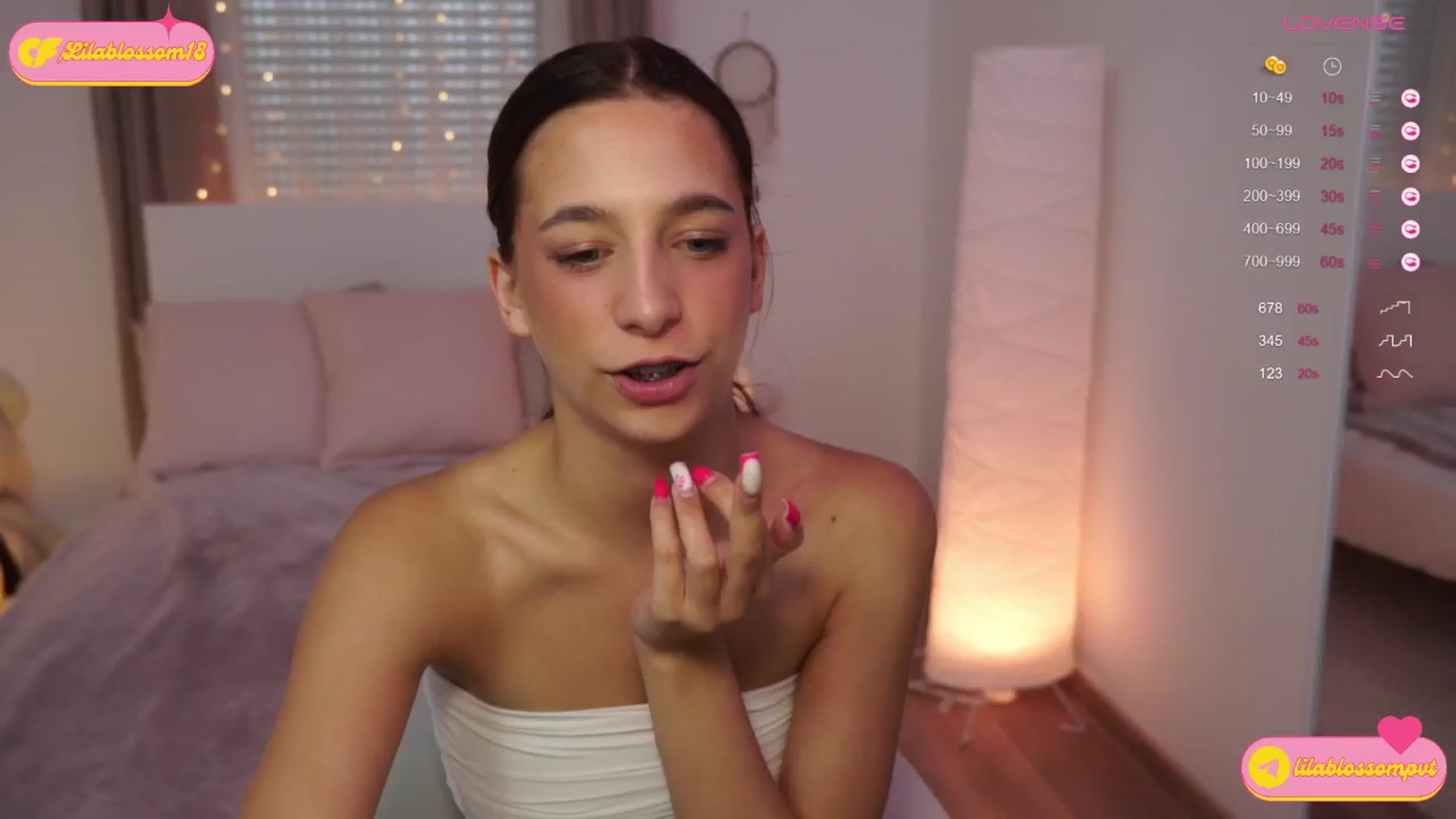 Gallery image thumbnail from LilaBlossom's myfreecams stream on, 07/06/2024, 12:34 image 9 of 20