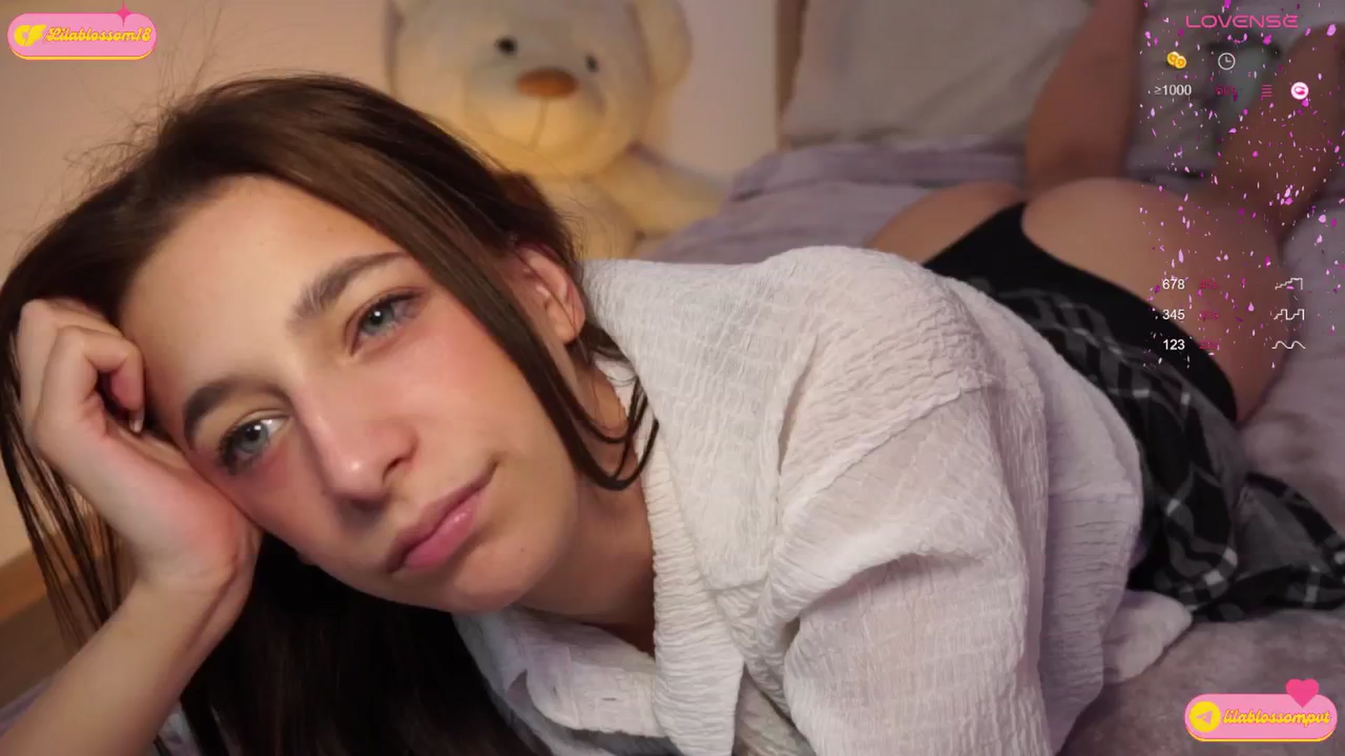 Gallery image thumbnail from LilaBlossom's myfreecams stream on, 07/07/2024, 09:32 image 6 of 20