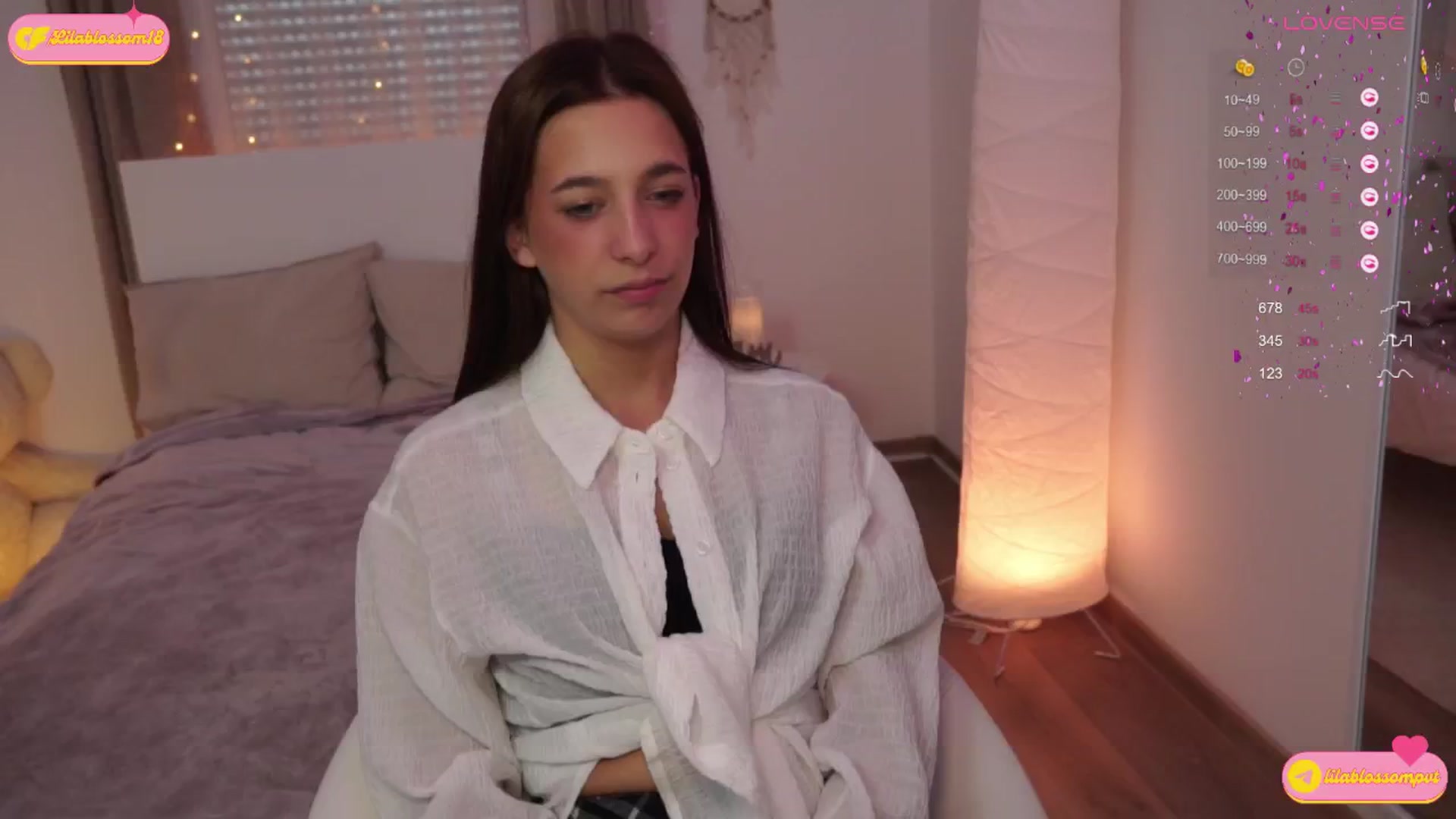 Gallery image thumbnail from LilaBlossom's myfreecams stream on, 07/07/2024, 09:32 image 1 of 20