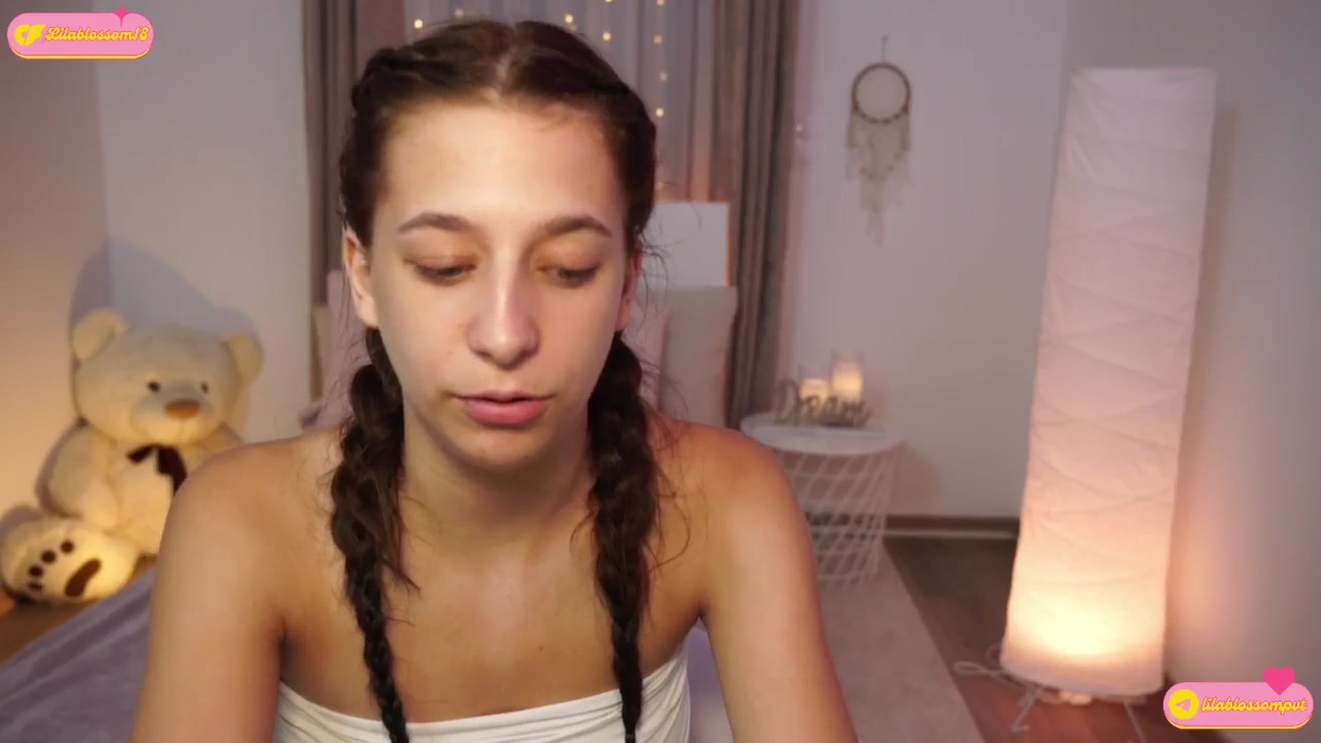 Gallery image thumbnail from LilaBlossom's myfreecams stream on, 07/12/2024, 17:48 image 14 of 20