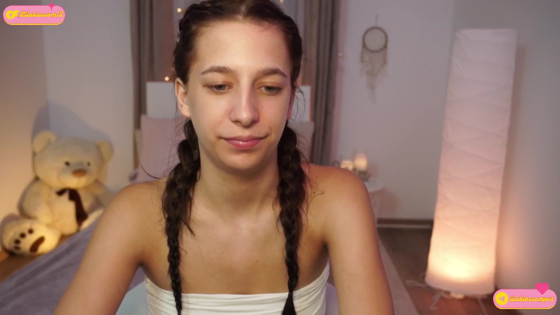 Gallery image thumbnail from LilaBlossom's myfreecams stream on, 07/12/2024, 17:48 image 19 of 20