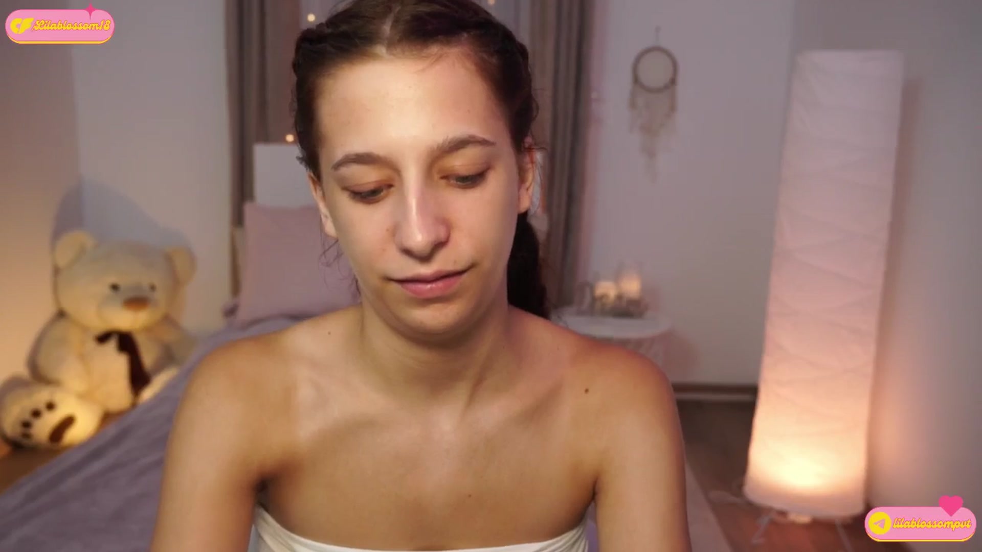 Gallery image thumbnail from LilaBlossom's myfreecams stream on, 07/12/2024, 17:48 image 16 of 20