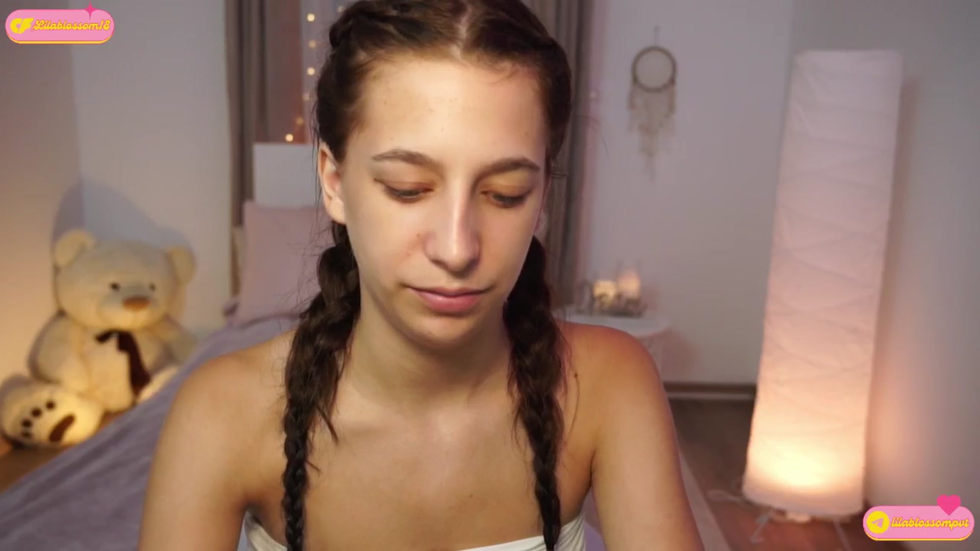 Gallery image thumbnail from LilaBlossom's myfreecams stream on, 07/12/2024, 17:48 image 17 of 20