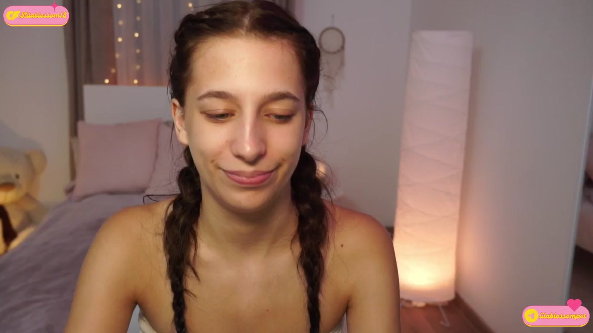 Gallery image thumbnail from LilaBlossom's myfreecams stream on, 07/12/2024, 19:36 image 7 of 20