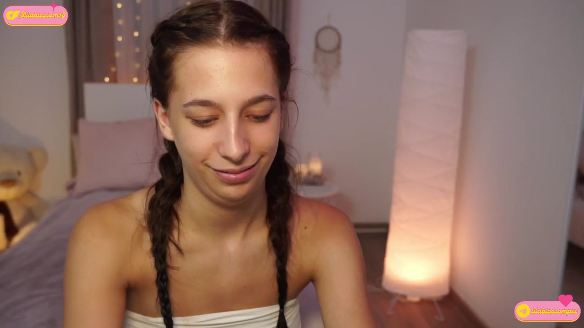 Gallery image thumbnail from LilaBlossom's myfreecams stream on, 07/12/2024, 21:13 image 4 of 20