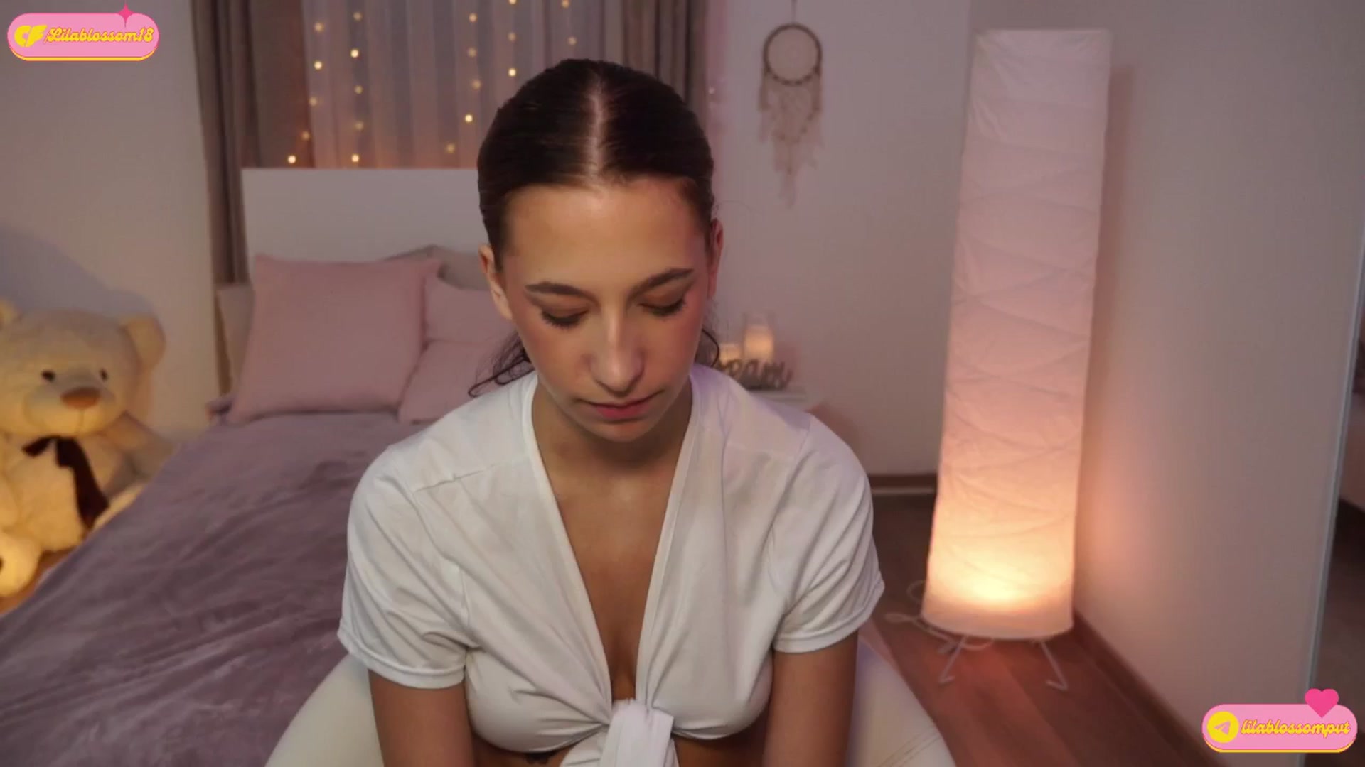 Gallery image thumbnail from LilaBlossom's myfreecams stream on, 07/13/2024, 18:58 image 9 of 20