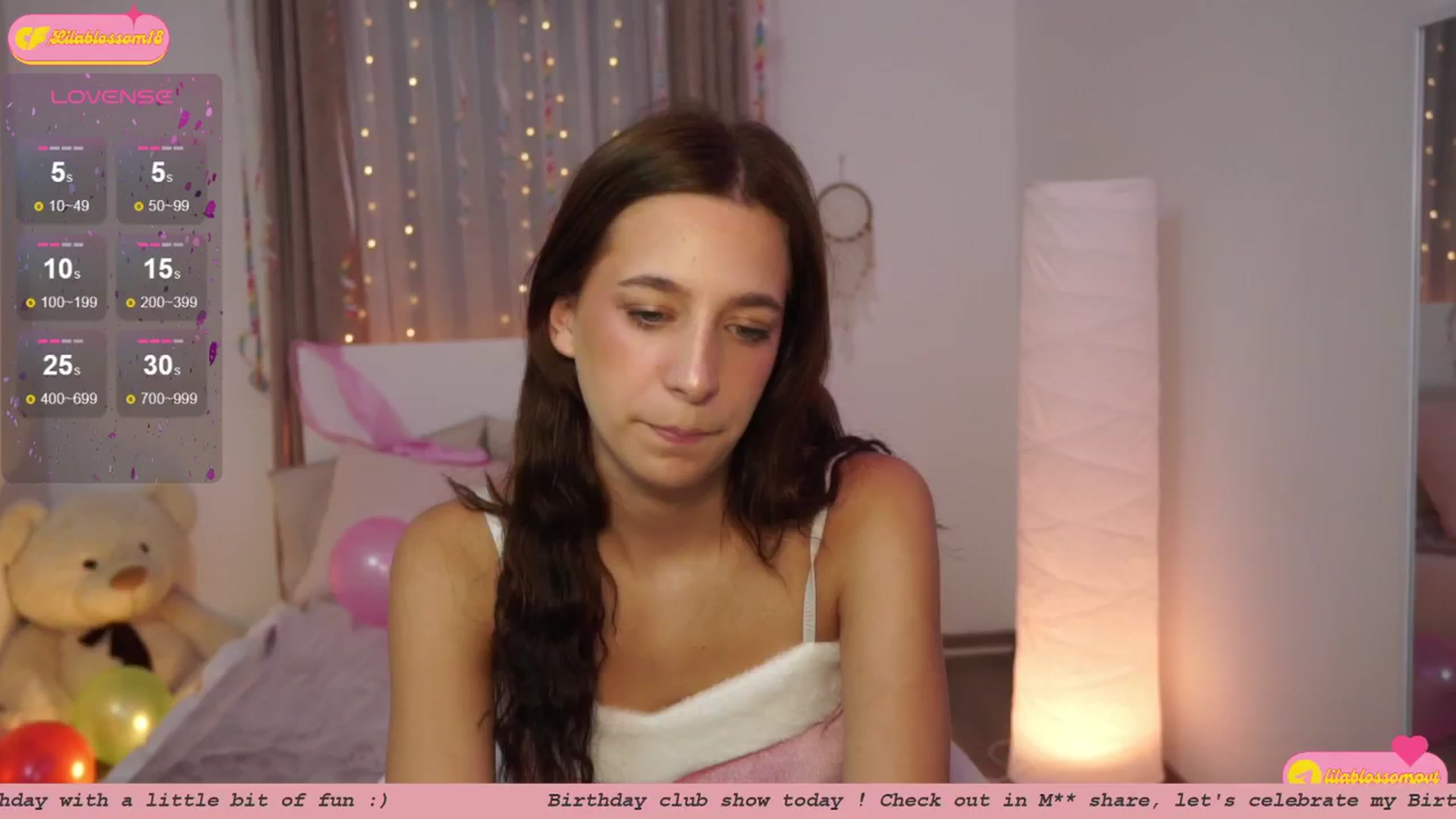 Gallery image thumbnail from LilaBlossom's myfreecams stream on, 07/14/2024, 19:31 image 17 of 20