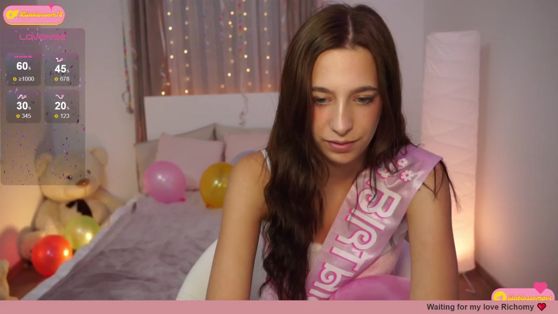 Gallery image thumbnail from LilaBlossom's myfreecams stream on, 07/14/2024, 21:34 image 7 of 20