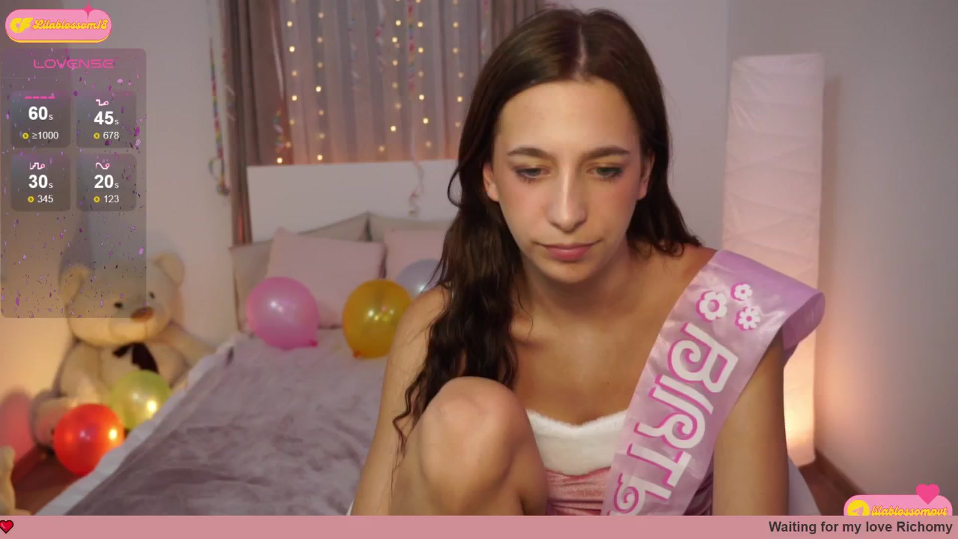 Gallery image thumbnail from LilaBlossom's myfreecams stream on, 07/14/2024, 21:34 image 17 of 20