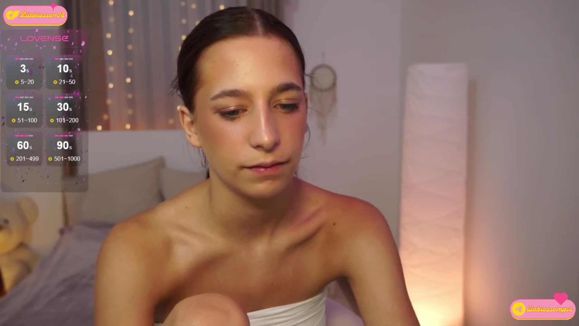 Gallery image thumbnail from LilaBlossom's myfreecams stream on, 07/16/2024, 19:48 image 10 of 20