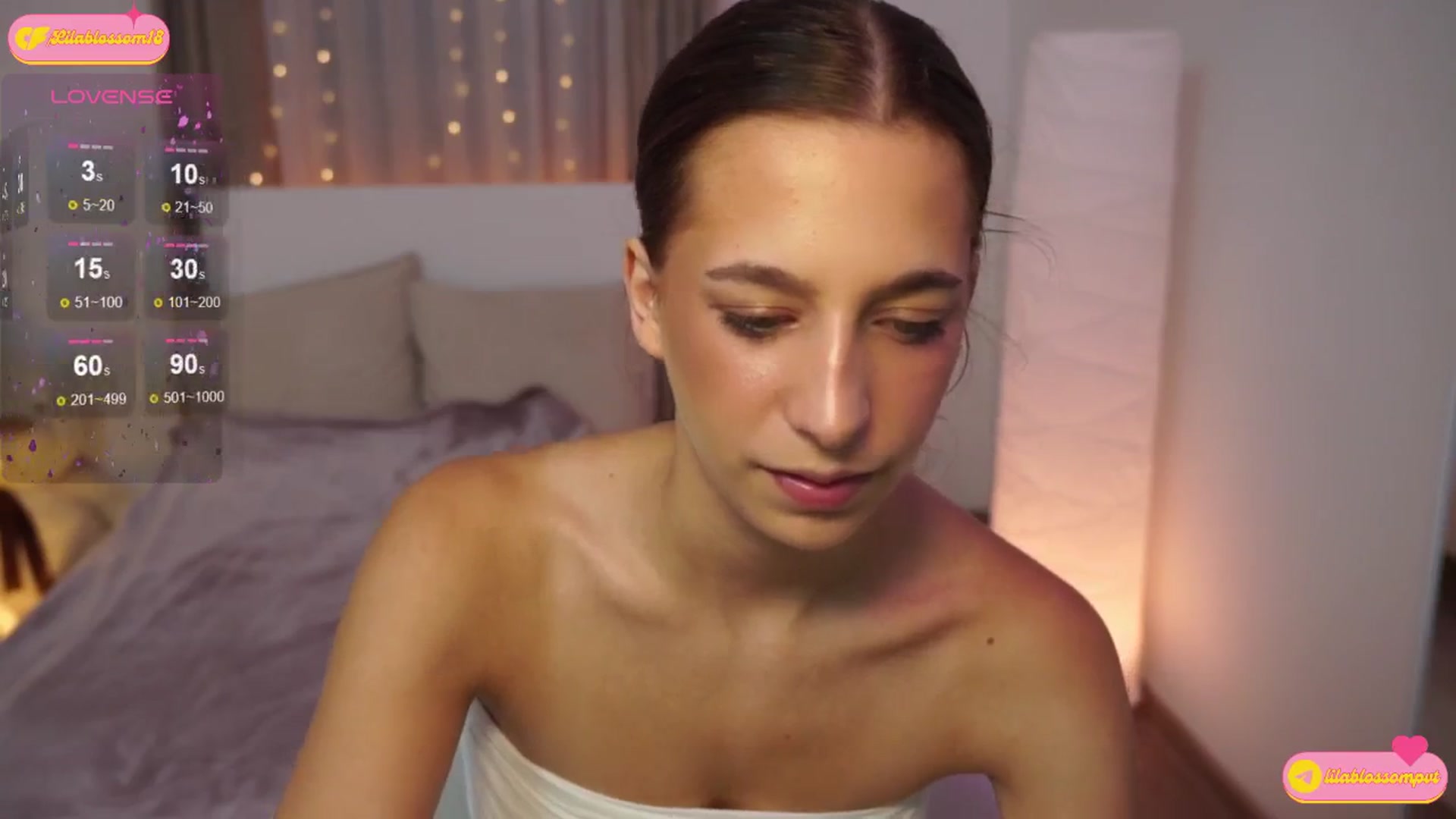 Gallery image thumbnail from LilaBlossom's myfreecams stream on, 07/16/2024, 19:48 image 3 of 20