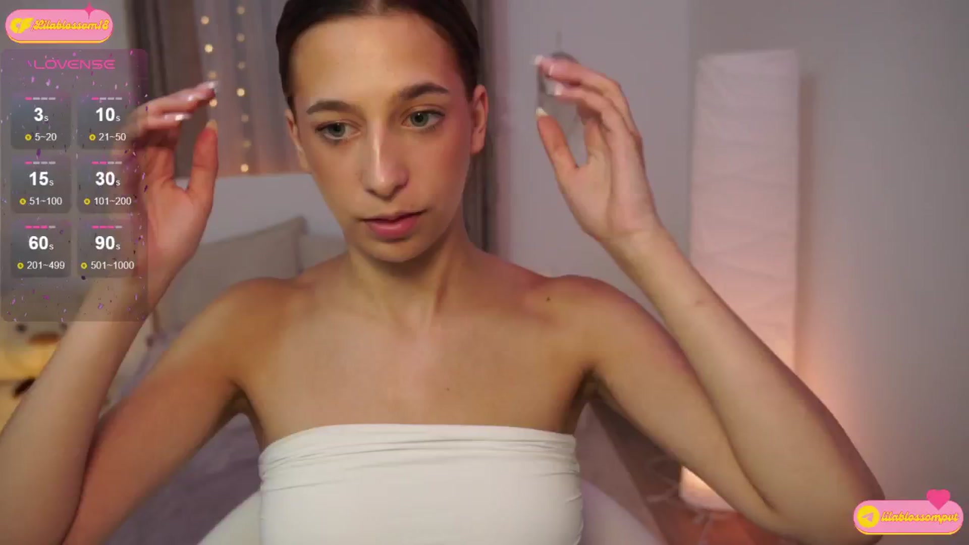 Gallery image thumbnail from LilaBlossom's myfreecams stream on, 07/16/2024, 20:39 image 12 of 20