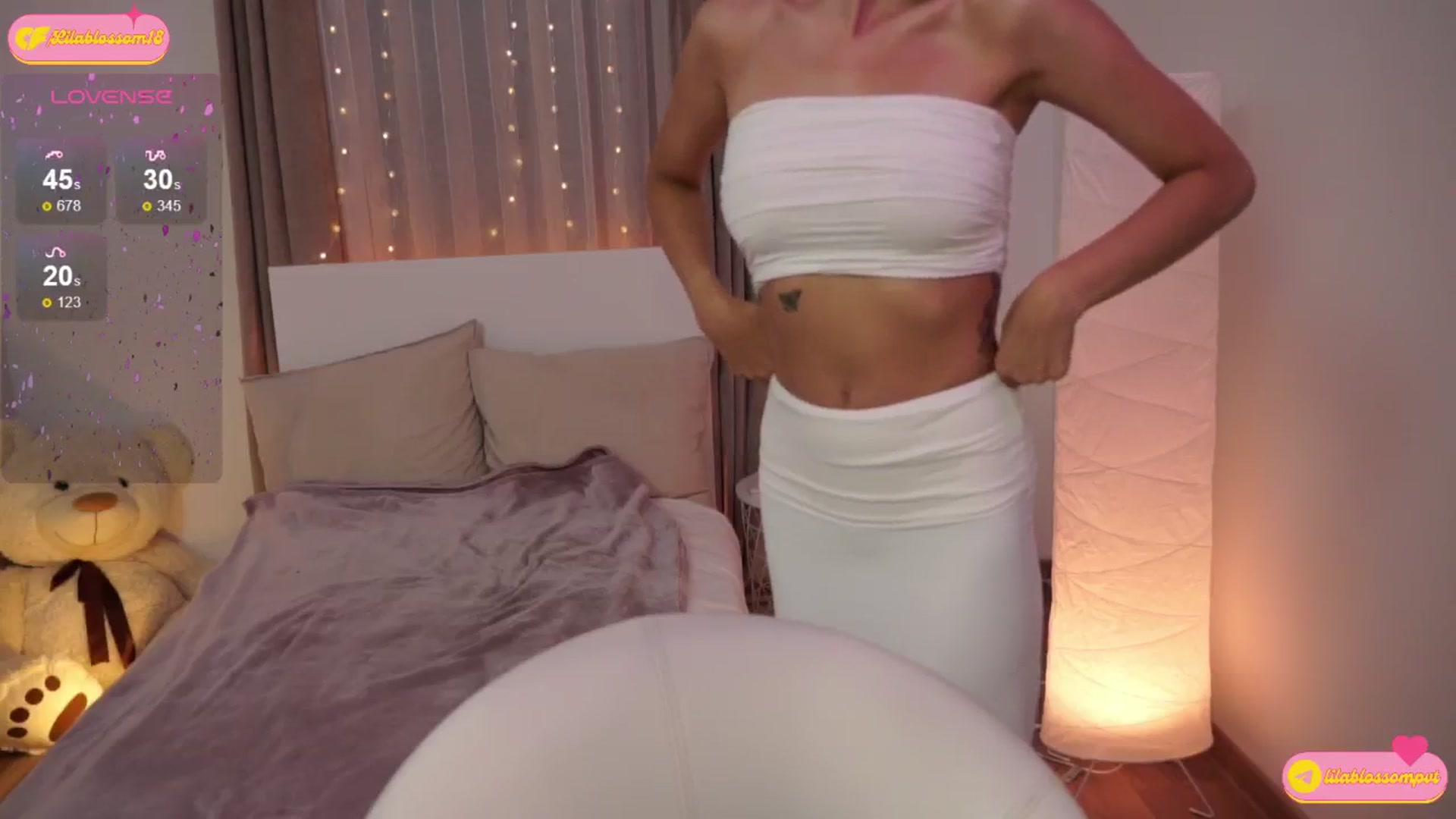 Gallery image thumbnail from LilaBlossom's myfreecams stream on, 07/16/2024, 21:10 image 20 of 20