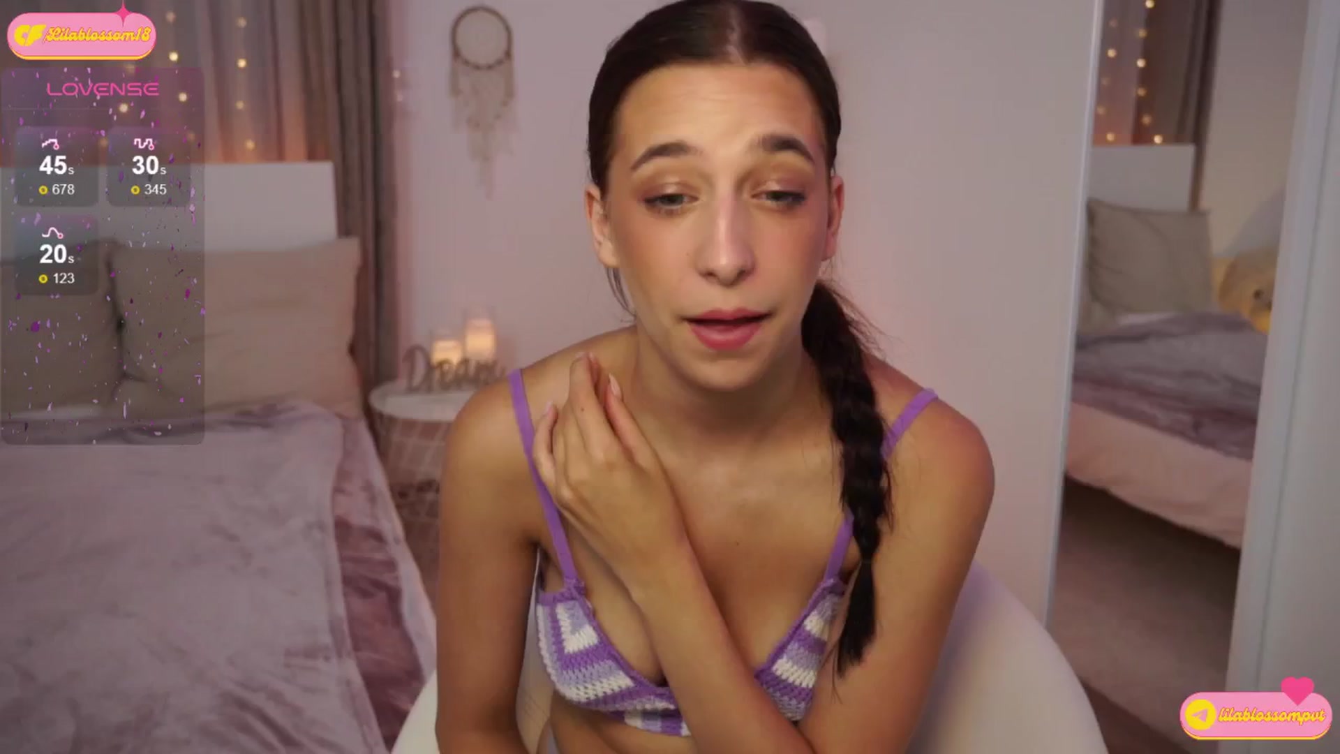 Gallery image thumbnail from LilaBlossom's myfreecams stream on, 07/17/2024, 19:43 image 15 of 20