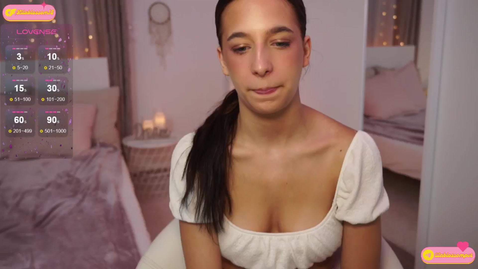 Gallery image thumbnail from LilaBlossom's myfreecams stream on, 07/18/2024, 19:24 image 14 of 20