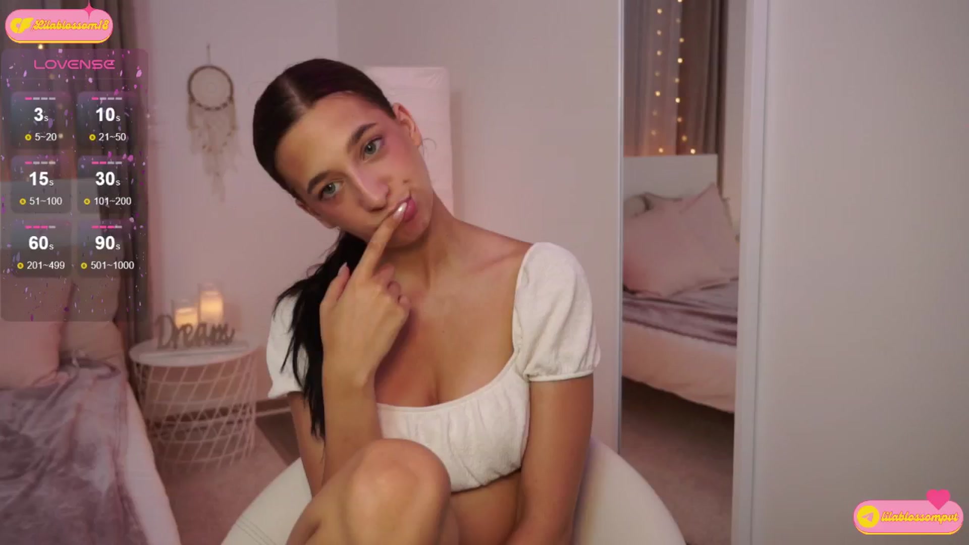 Gallery image thumbnail from LilaBlossom's myfreecams stream on, 07/18/2024, 21:18 image 6 of 20