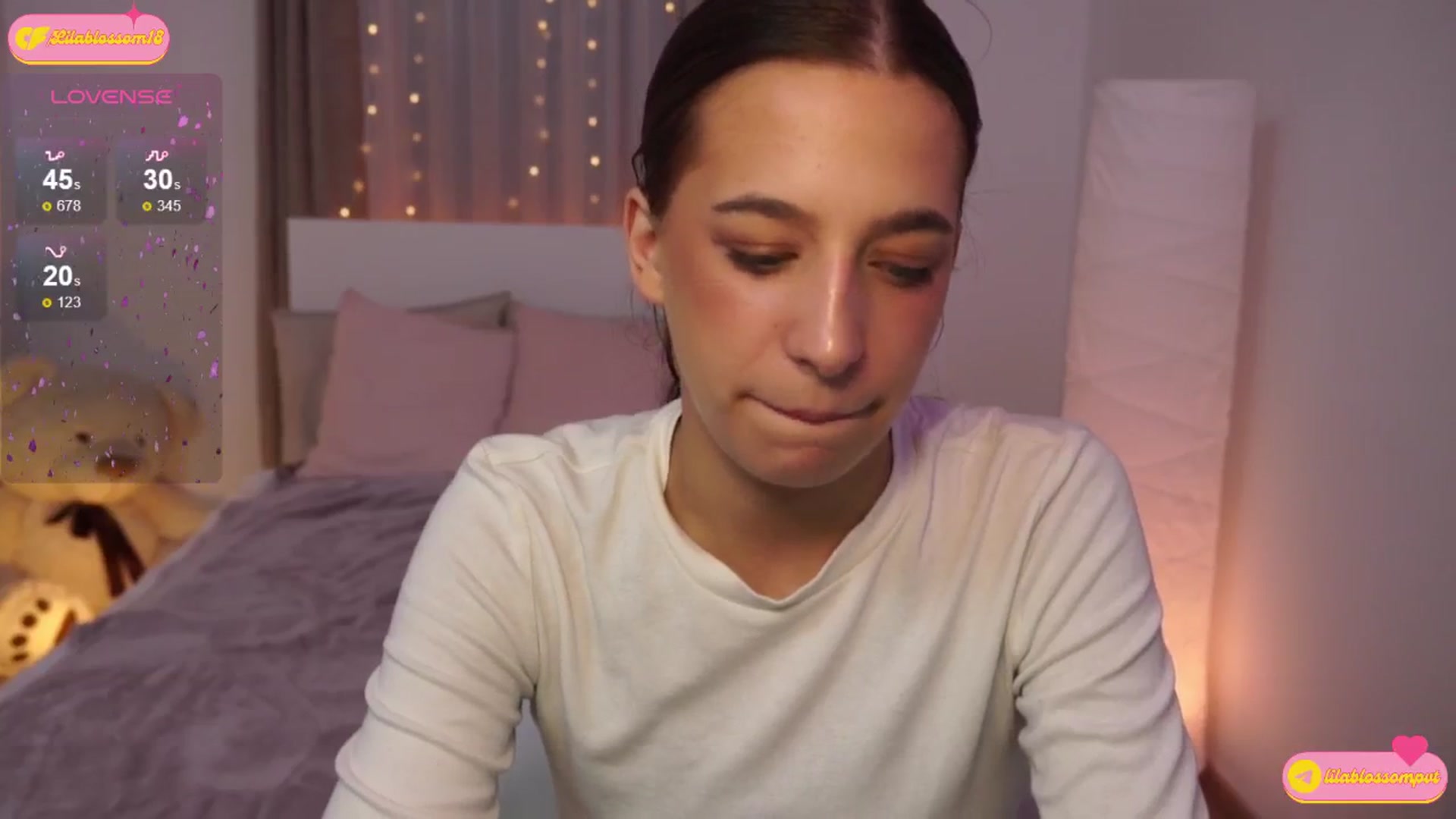 Gallery image thumbnail from LilaBlossom's myfreecams stream on, 07/18/2024, 23:43 image 11 of 20