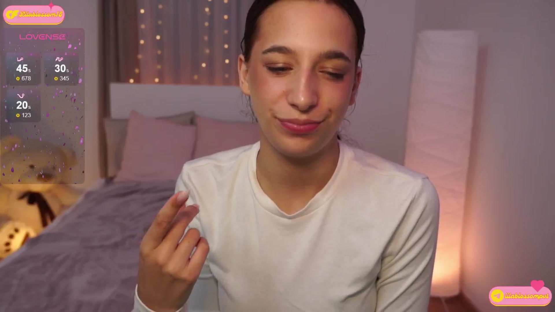 Gallery image thumbnail from LilaBlossom's myfreecams stream on, 07/18/2024, 23:43 image 14 of 20
