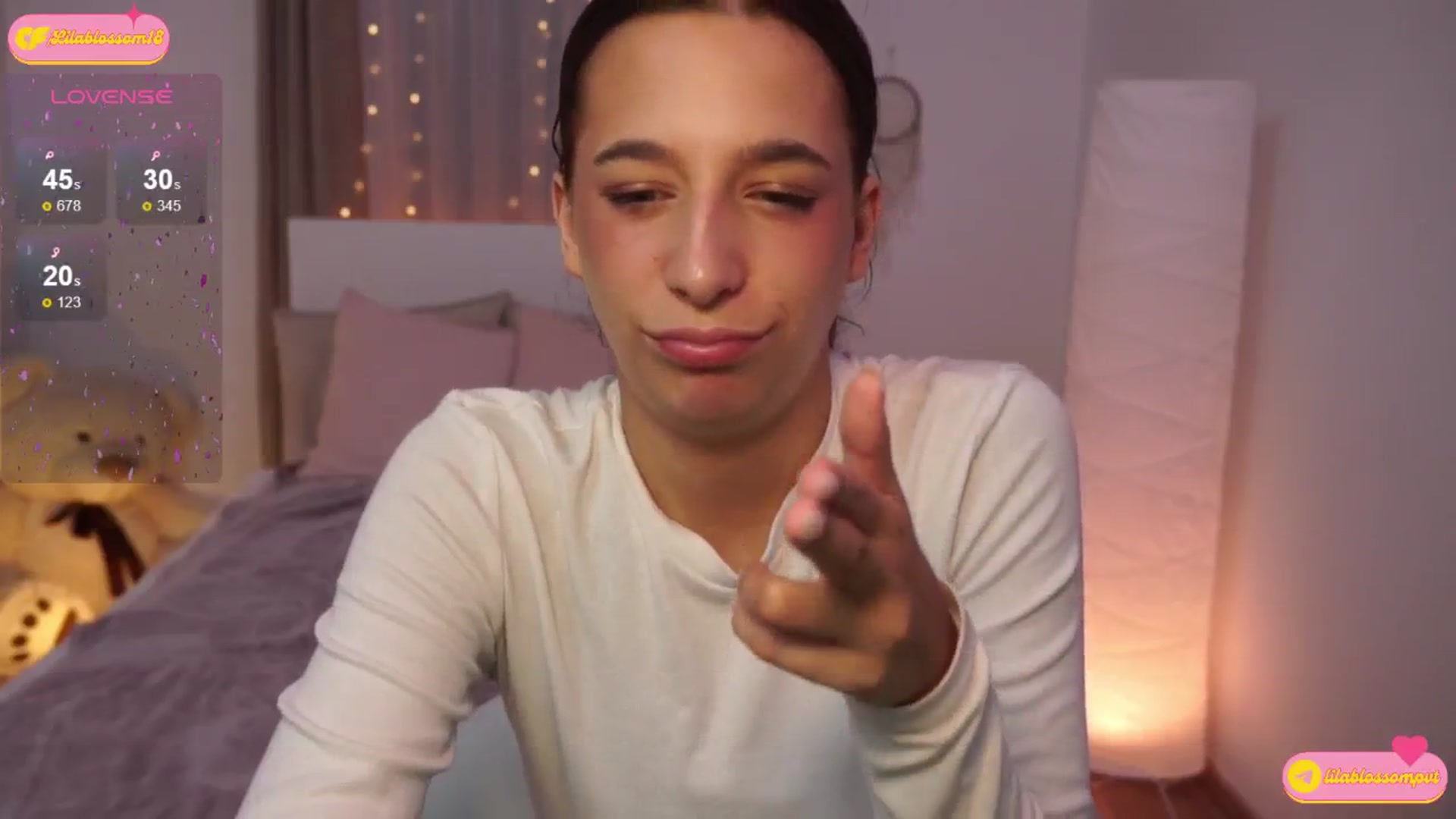Gallery image thumbnail from LilaBlossom's myfreecams stream on, 07/18/2024, 23:43 image 12 of 20