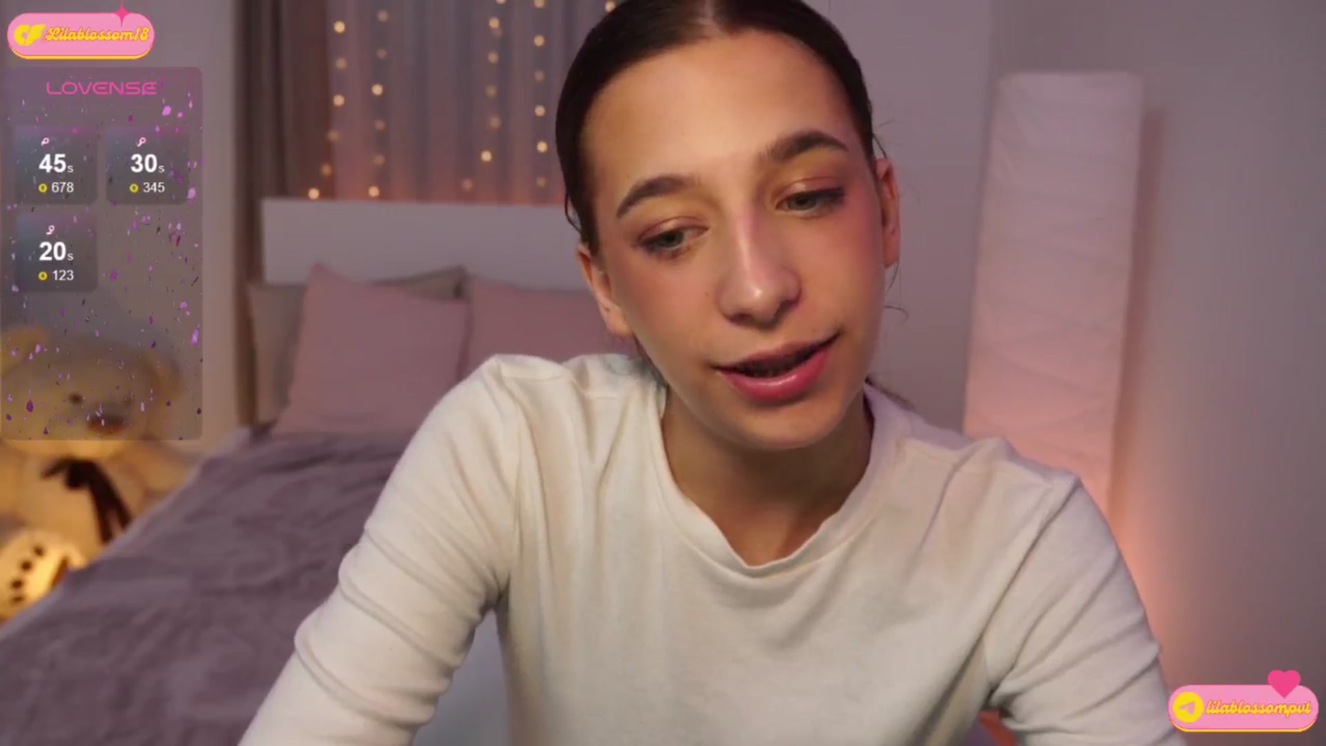 Gallery image thumbnail from LilaBlossom's myfreecams stream on, 07/18/2024, 23:43 image 8 of 20