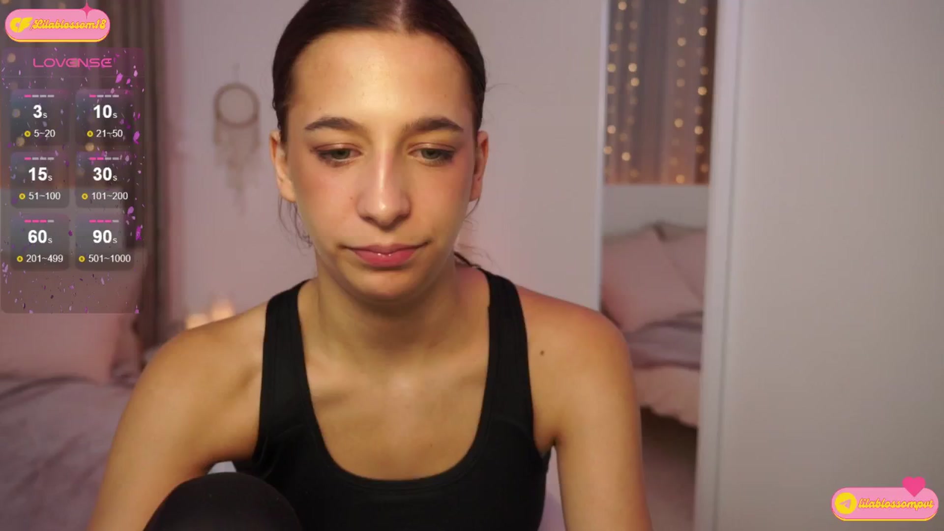 Gallery image thumbnail from LilaBlossom's myfreecams stream on, 07/19/2024, 01:14 image 3 of 20