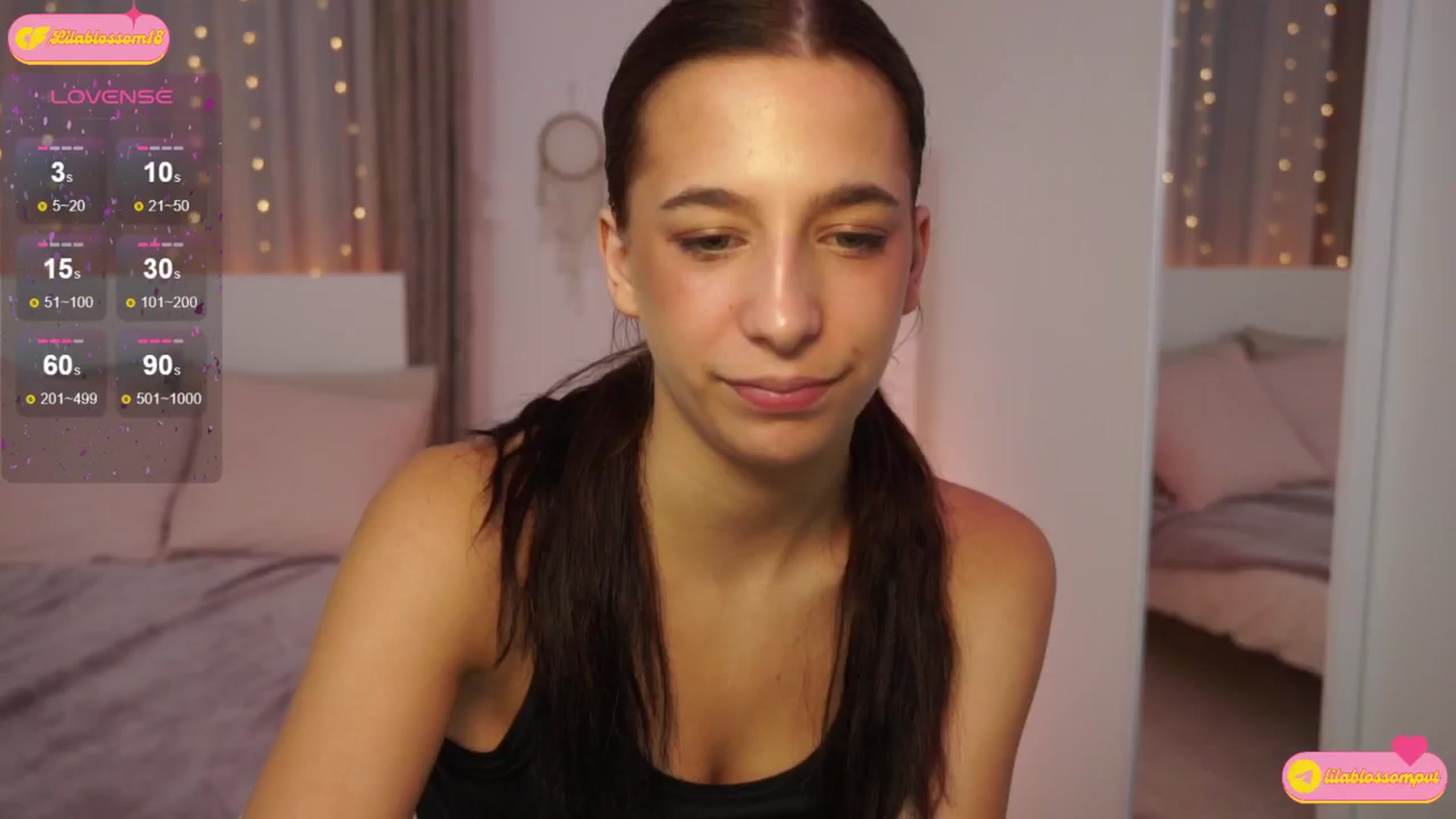 Gallery image thumbnail from LilaBlossom's myfreecams stream on, 07/19/2024, 02:00 image 17 of 20