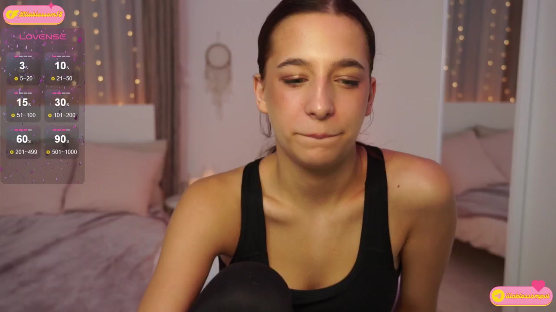 Gallery image thumbnail from LilaBlossom's myfreecams stream on, 07/19/2024, 02:00 image 7 of 20