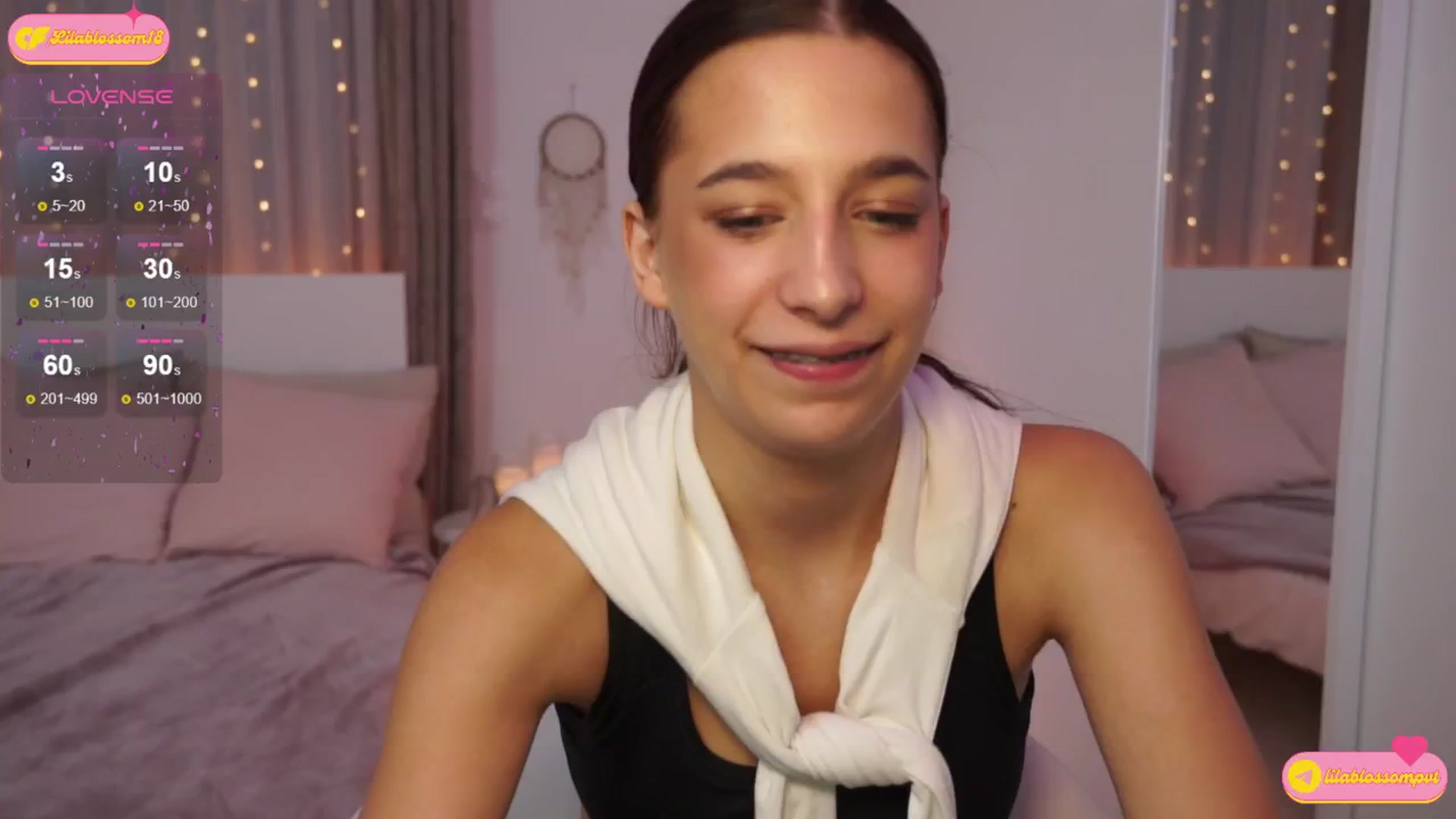 Gallery image thumbnail from LilaBlossom's myfreecams stream on, 07/19/2024, 02:33 image 20 of 20