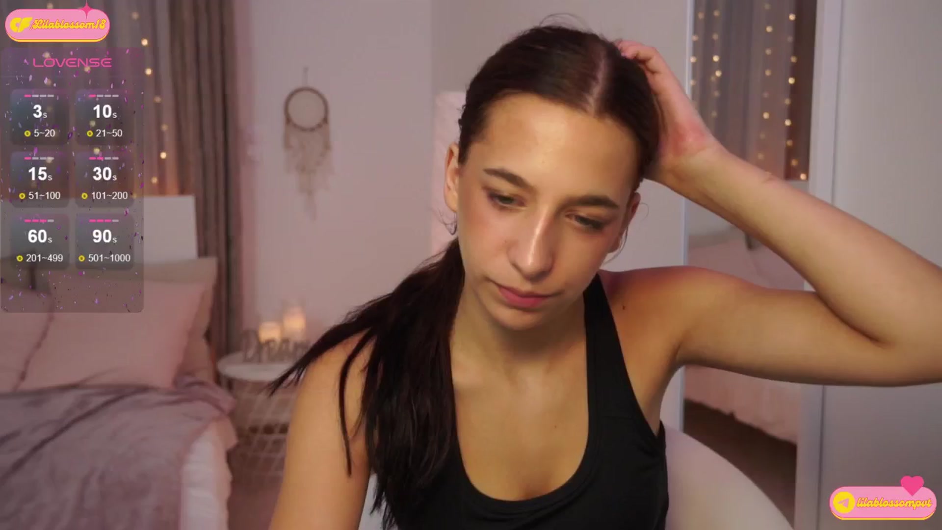 Gallery image thumbnail from LilaBlossom's myfreecams stream on, 07/19/2024, 04:19 image 4 of 20