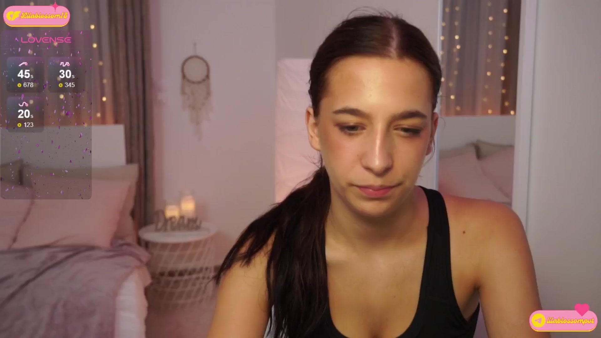 Gallery image thumbnail from LilaBlossom's myfreecams stream on, 07/19/2024, 04:19 image 1 of 20