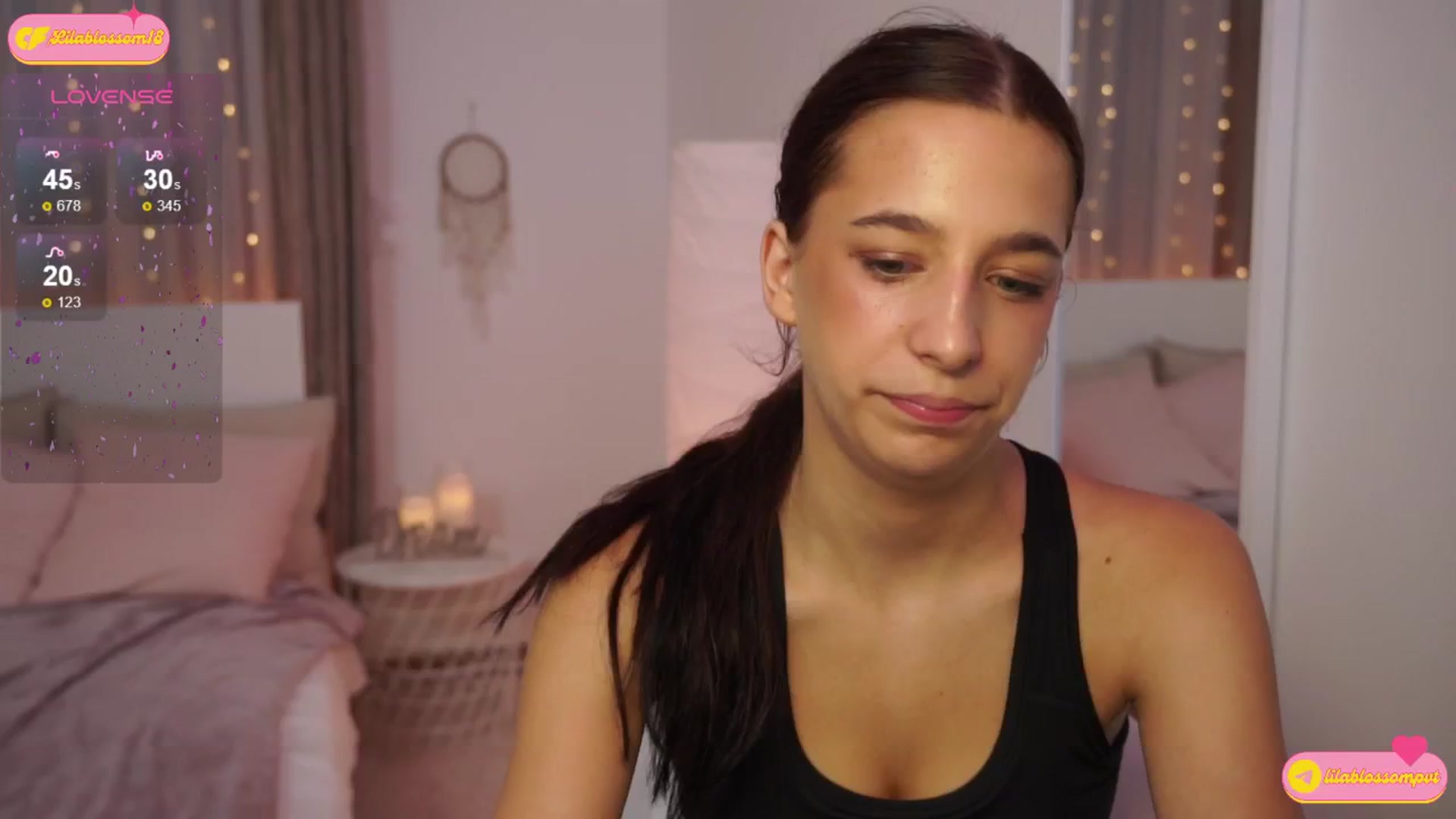 Gallery image thumbnail from LilaBlossom's myfreecams stream on, 07/19/2024, 04:19 image 3 of 20