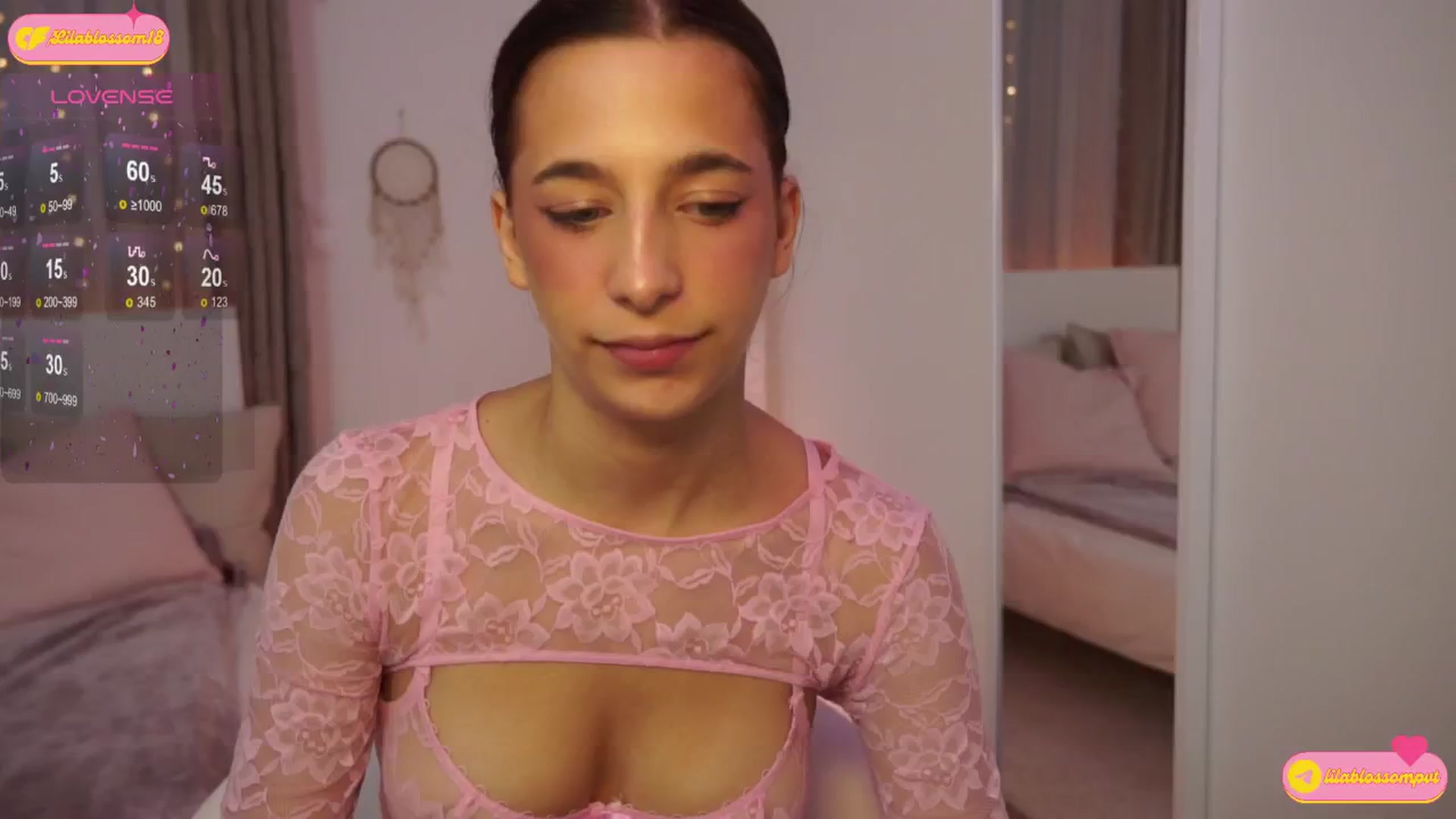 Gallery image thumbnail from LilaBlossom's myfreecams stream on, 07/21/2024, 21:29 image 3 of 20
