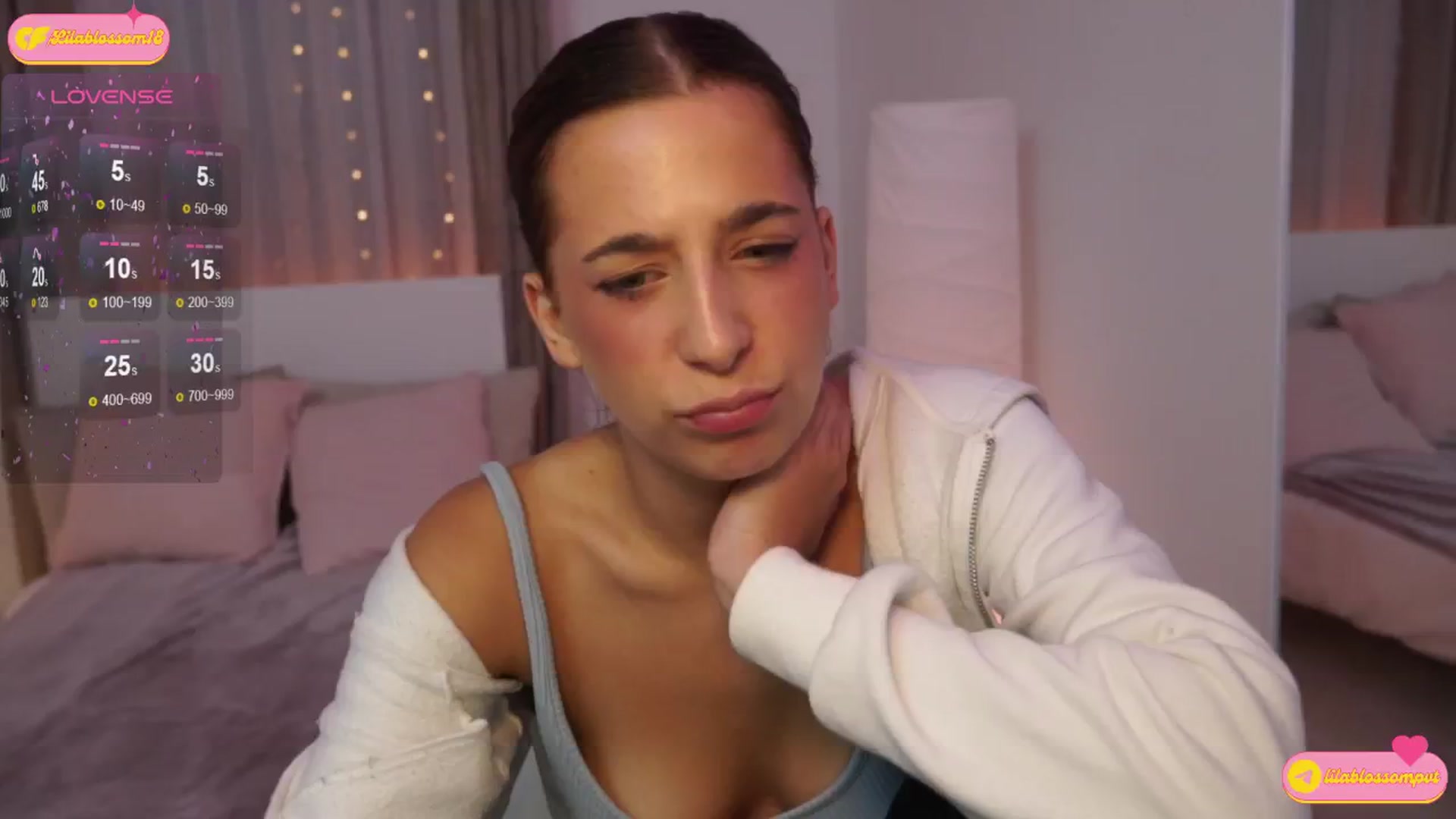 Gallery image thumbnail from LilaBlossom's myfreecams stream on, 07/22/2024, 04:21 image 17 of 20