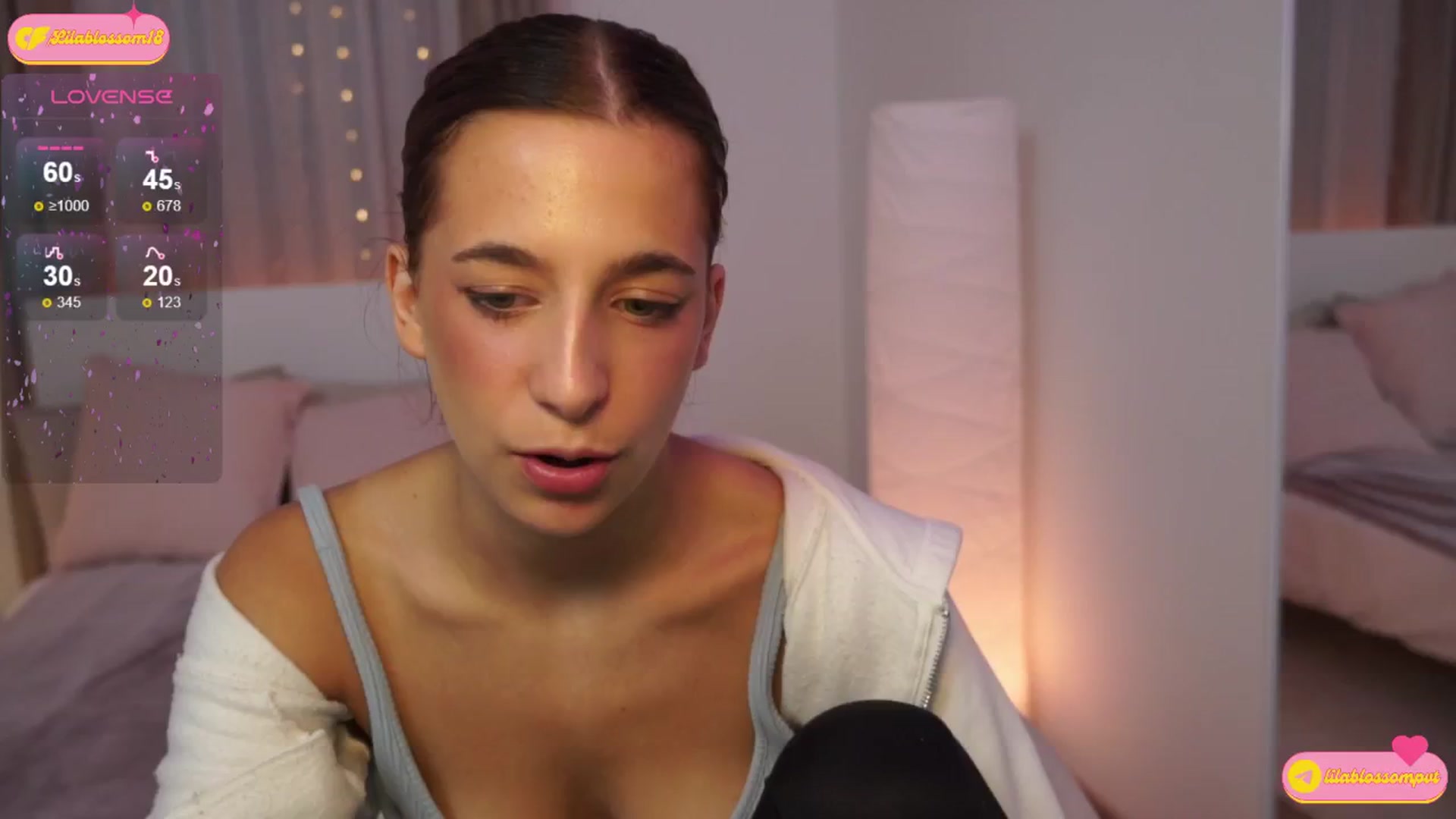 Gallery image thumbnail from LilaBlossom's myfreecams stream on, 07/22/2024, 04:21 image 15 of 20