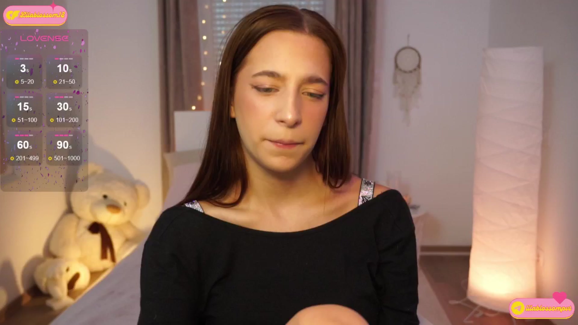 Gallery image thumbnail from LilaBlossom's myfreecams stream on, 07/27/2024, 17:23 image 10 of 20