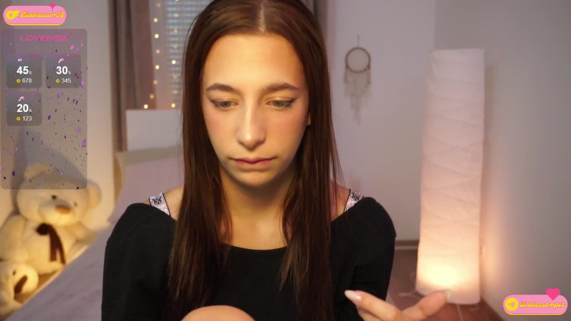 Gallery image thumbnail from LilaBlossom's myfreecams stream on, 07/27/2024, 17:23 image 2 of 20
