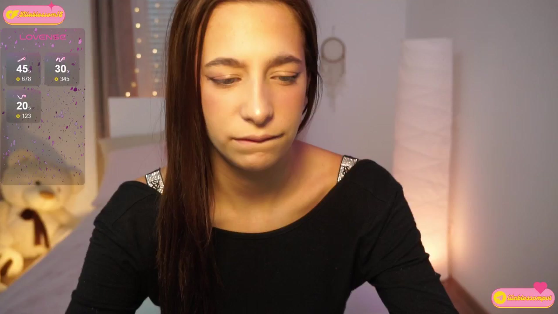 Gallery image thumbnail from LilaBlossom's myfreecams stream on, 07/27/2024, 17:23 image 19 of 20