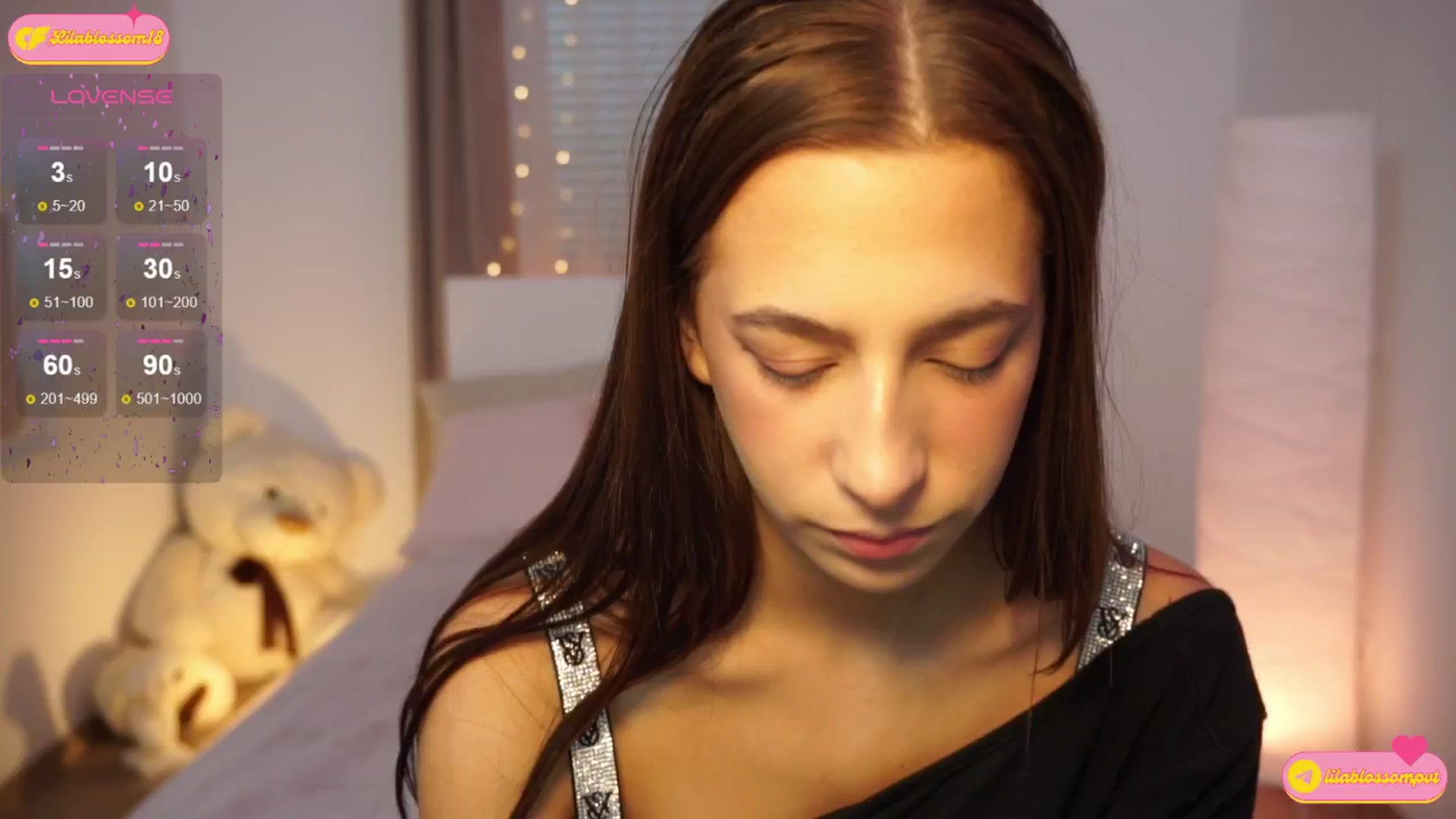 Gallery image thumbnail from LilaBlossom's myfreecams stream on, 07/27/2024, 17:23 image 12 of 20