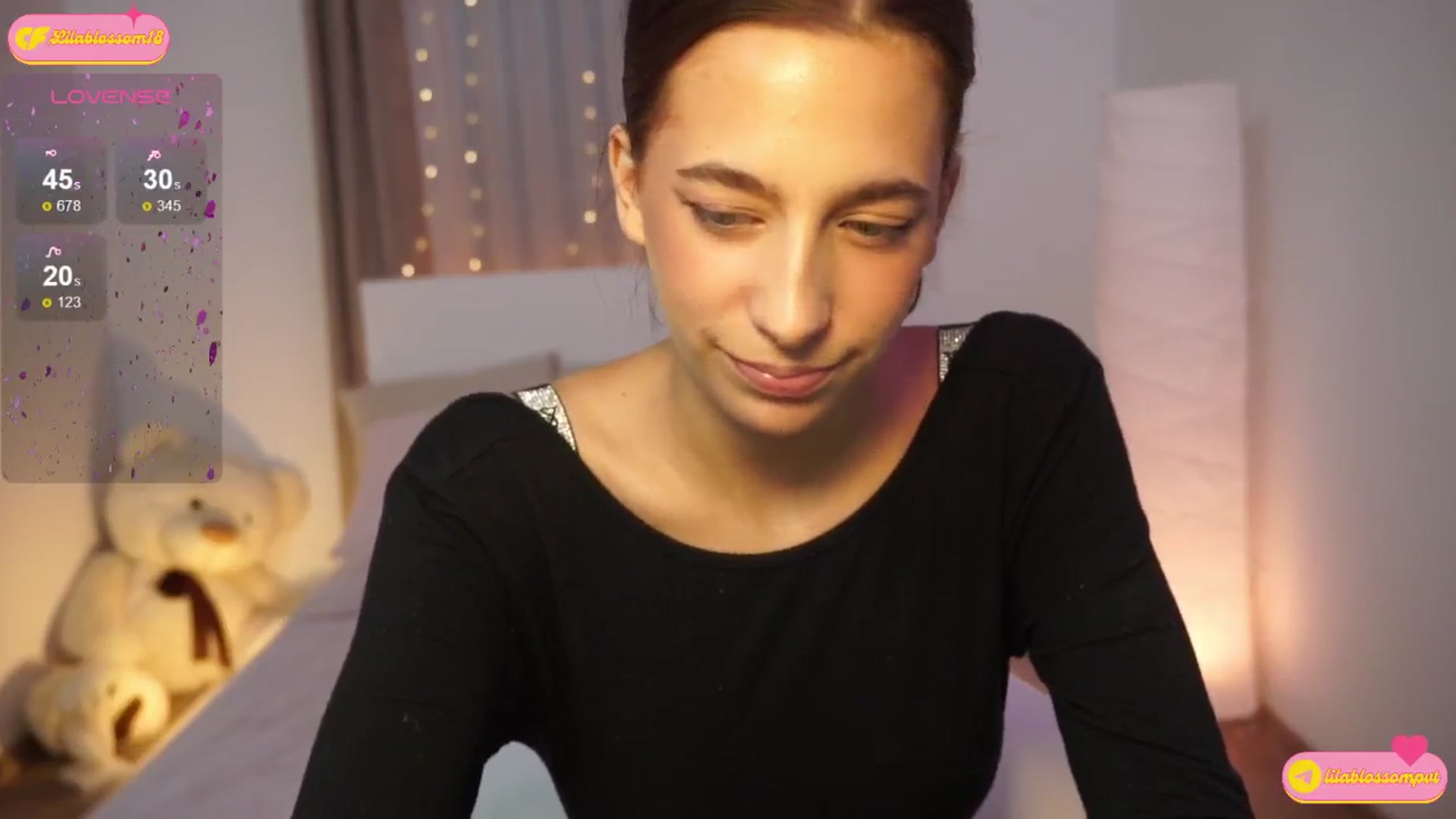 Gallery image thumbnail from LilaBlossom's myfreecams stream on, 07/27/2024, 23:21 image 18 of 20