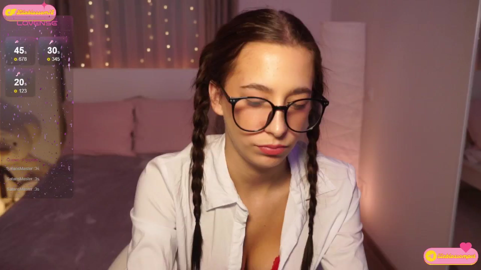 Gallery image thumbnail from LilaBlossom's myfreecams stream on, 08/01/2024, 01:46 image 12 of 20