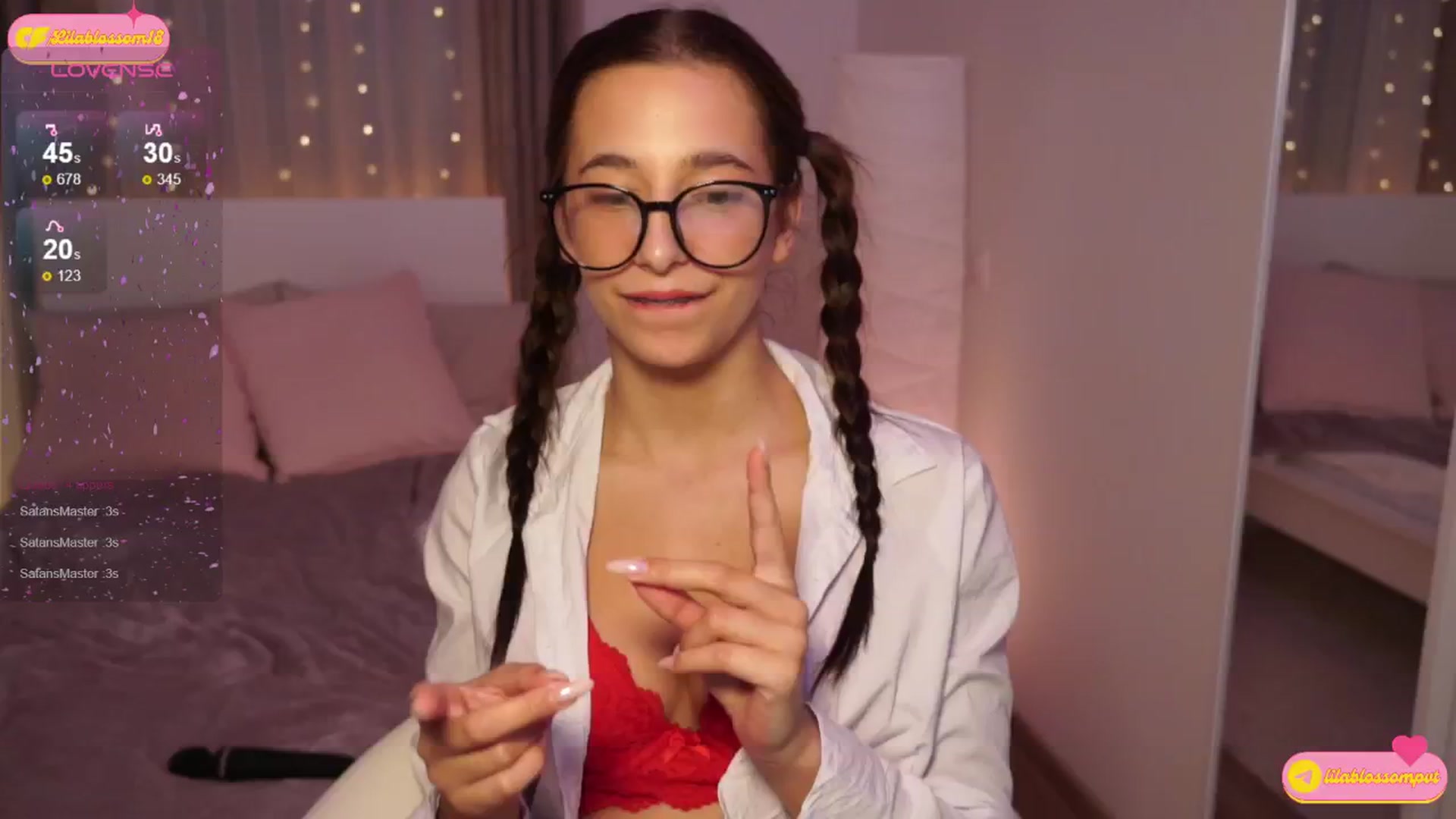 Gallery image thumbnail from LilaBlossom's myfreecams stream on, 08/01/2024, 03:34 image 18 of 20