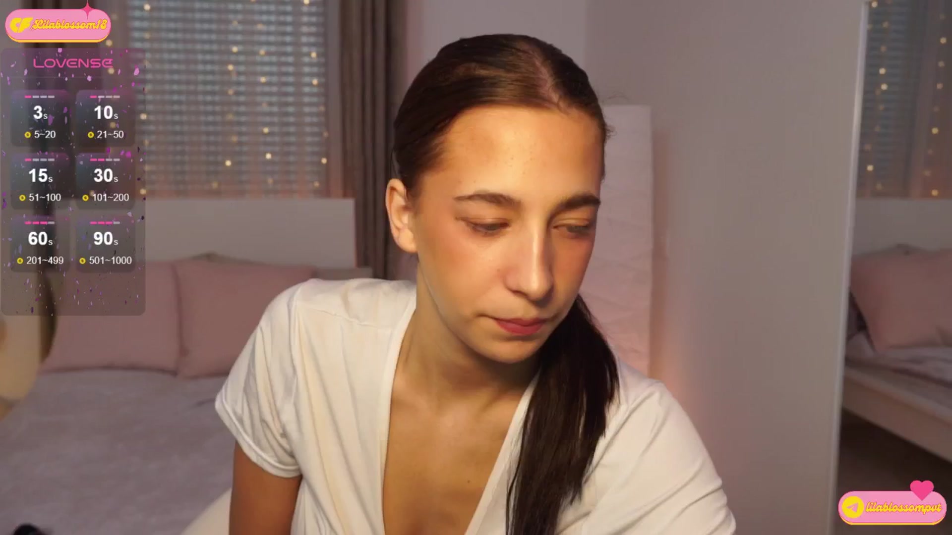 Gallery image thumbnail from LilaBlossom's myfreecams stream on, 08/01/2024, 15:36 image 13 of 20