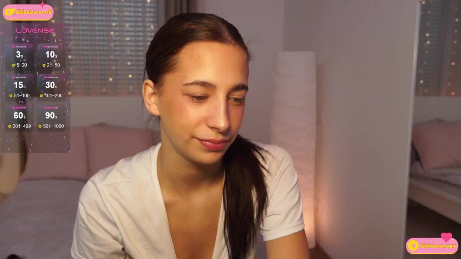 Gallery image thumbnail from LilaBlossom's myfreecams stream on, 08/01/2024, 15:36 image 14 of 20