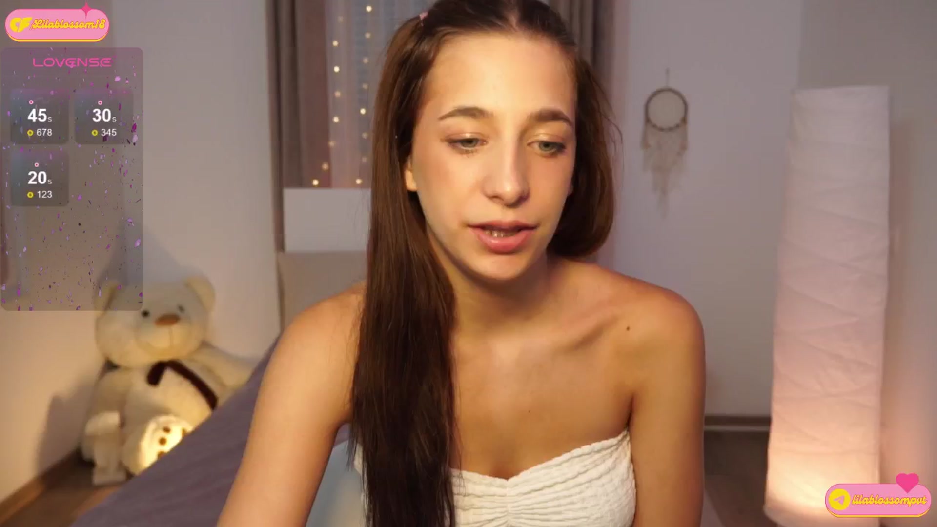 Gallery image thumbnail from LilaBlossom's myfreecams stream on, 08/05/2024, 16:40 image 18 of 20