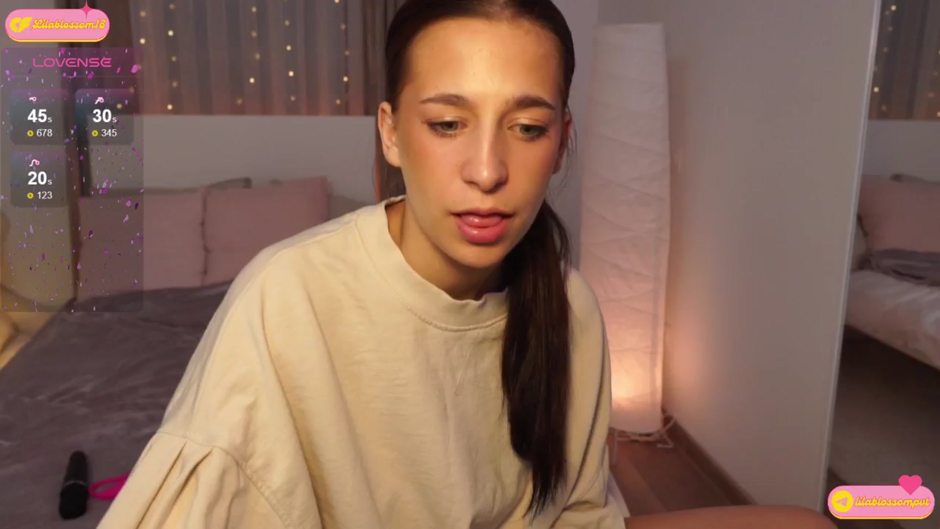 Gallery image thumbnail from LilaBlossom's myfreecams stream on, 08/13/2024, 21:30 image 6 of 20