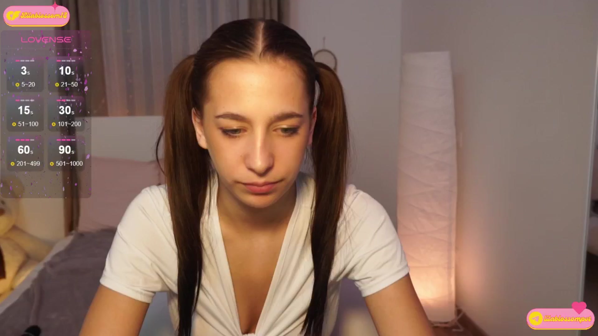 Gallery image thumbnail from LilaBlossom's myfreecams stream on, 08/14/2024, 22:52 image 12 of 20