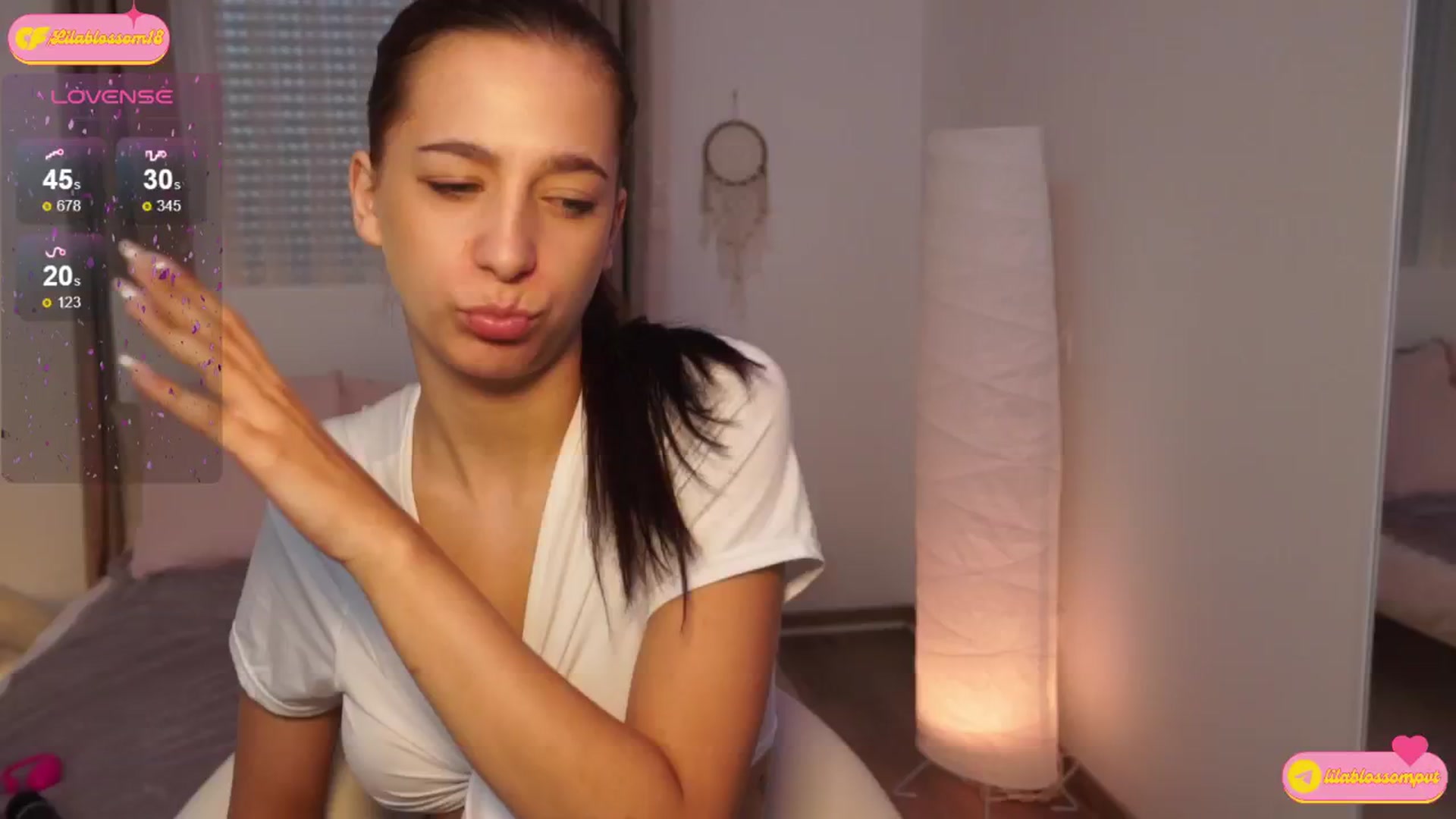 Gallery image thumbnail from LilaBlossom's myfreecams stream on, 08/15/2024, 05:38 image 20 of 20