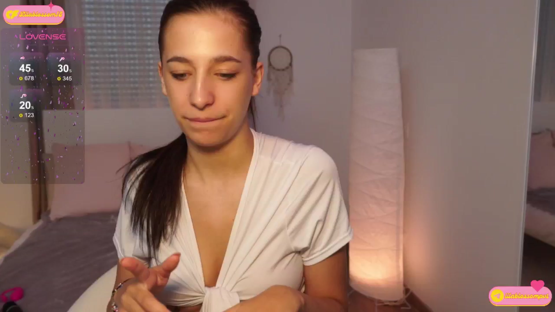 Gallery image thumbnail from LilaBlossom's myfreecams stream on, 08/15/2024, 05:38 image 17 of 20