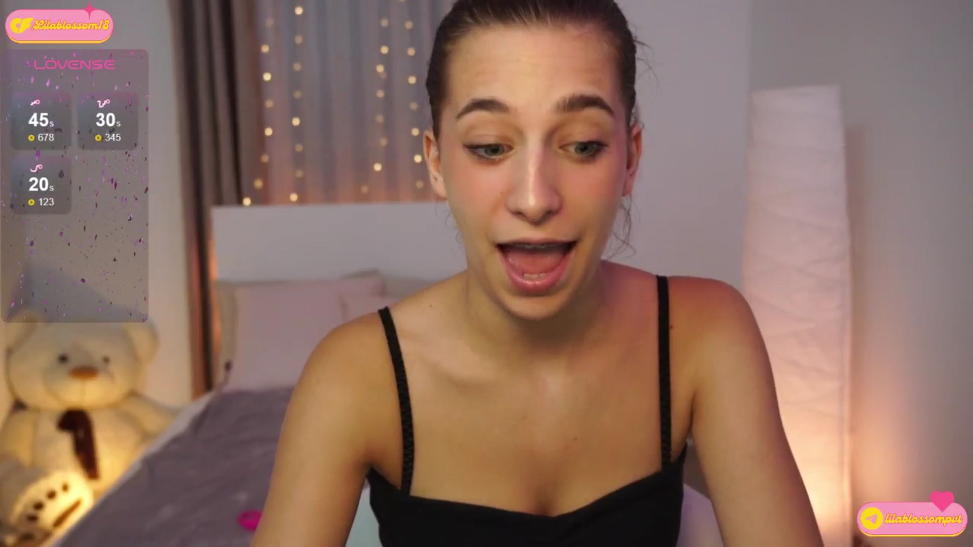 Gallery image thumbnail from LilaBlossom's myfreecams stream on, 08/16/2024, 18:35 image 9 of 20